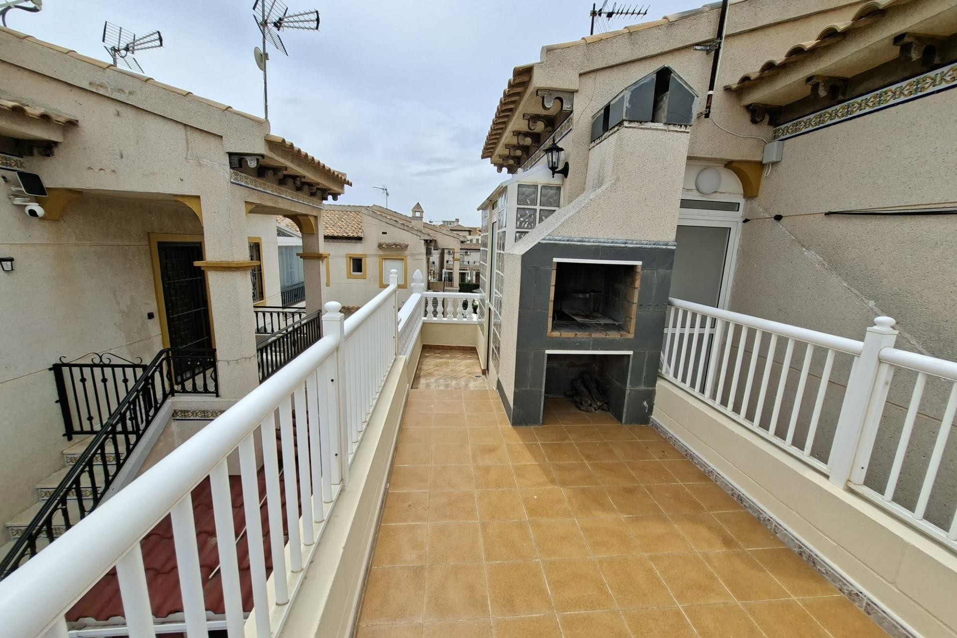 Reventa - Bungalow -
Orihuela Costa - Punta Prima