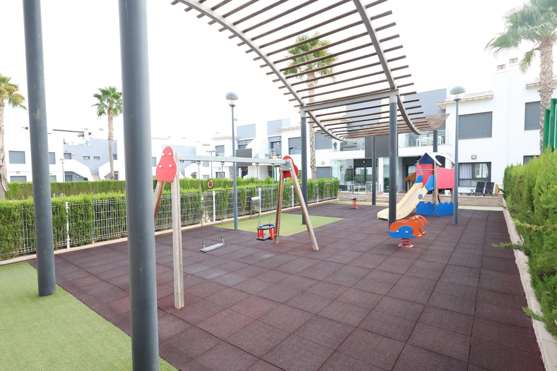 Reventa - Bungalow -
Pilar de la Horadada - Costa Blanca