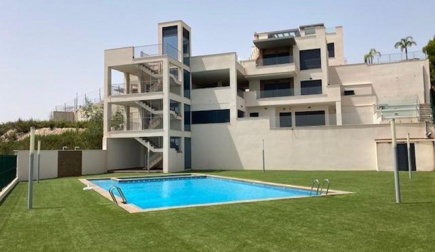 Reventa - Bungalow -
San Miguel de Salinas - Las Colinas