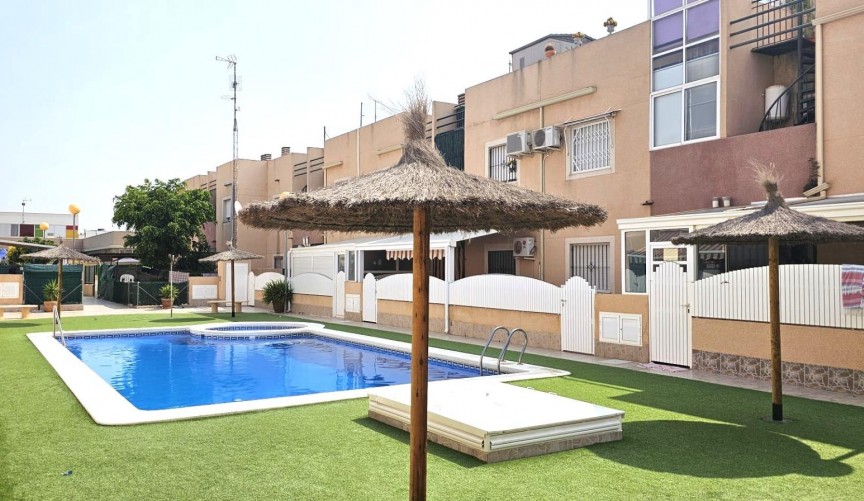 Reventa - Bungalow -
Santiago de la Ribera - San Blas