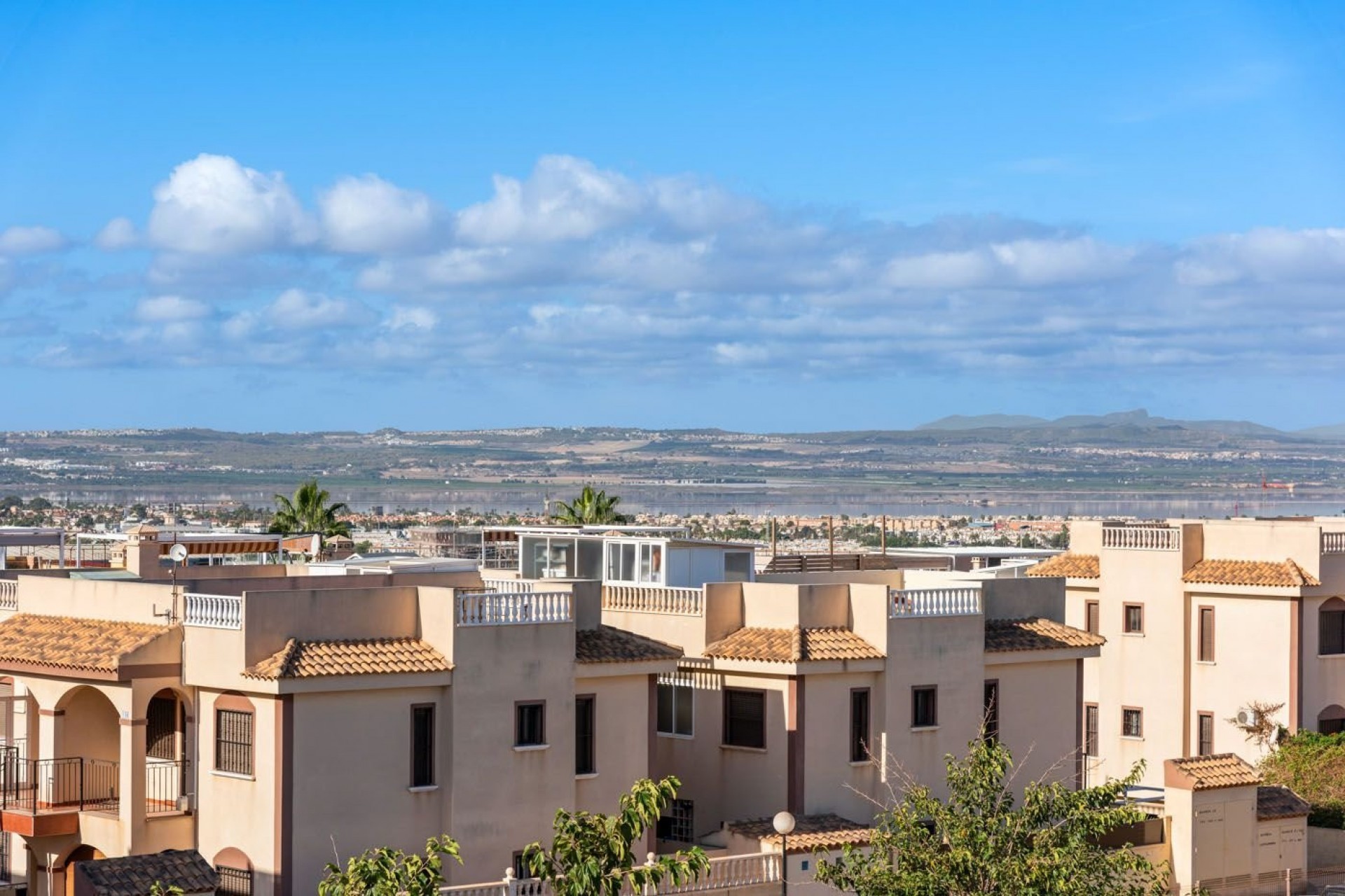 Reventa - Bungalow -
Torrevieja - Aguas Nueva