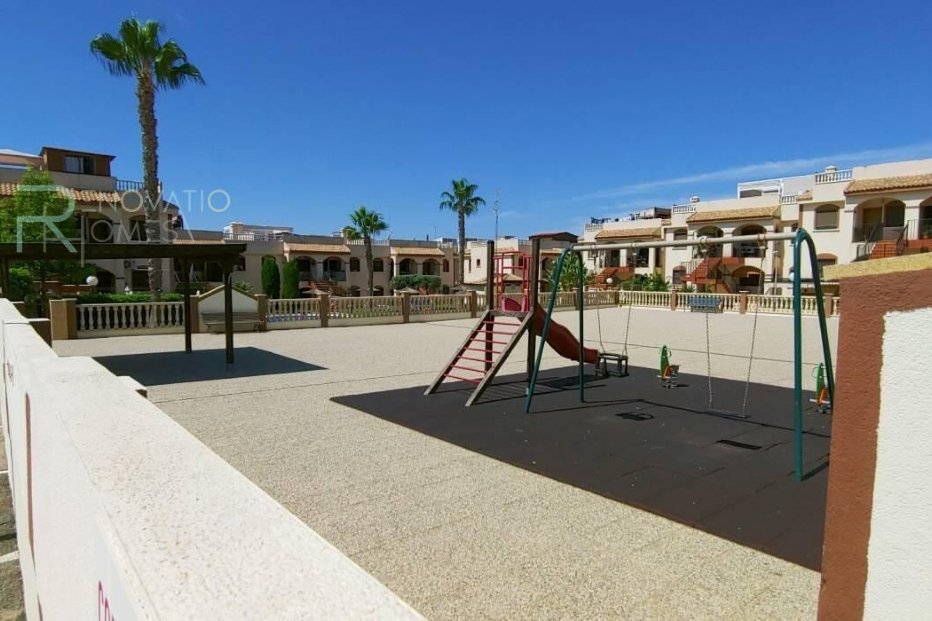 Reventa - Bungalow -
Torrevieja - Aguas Nuevas 1