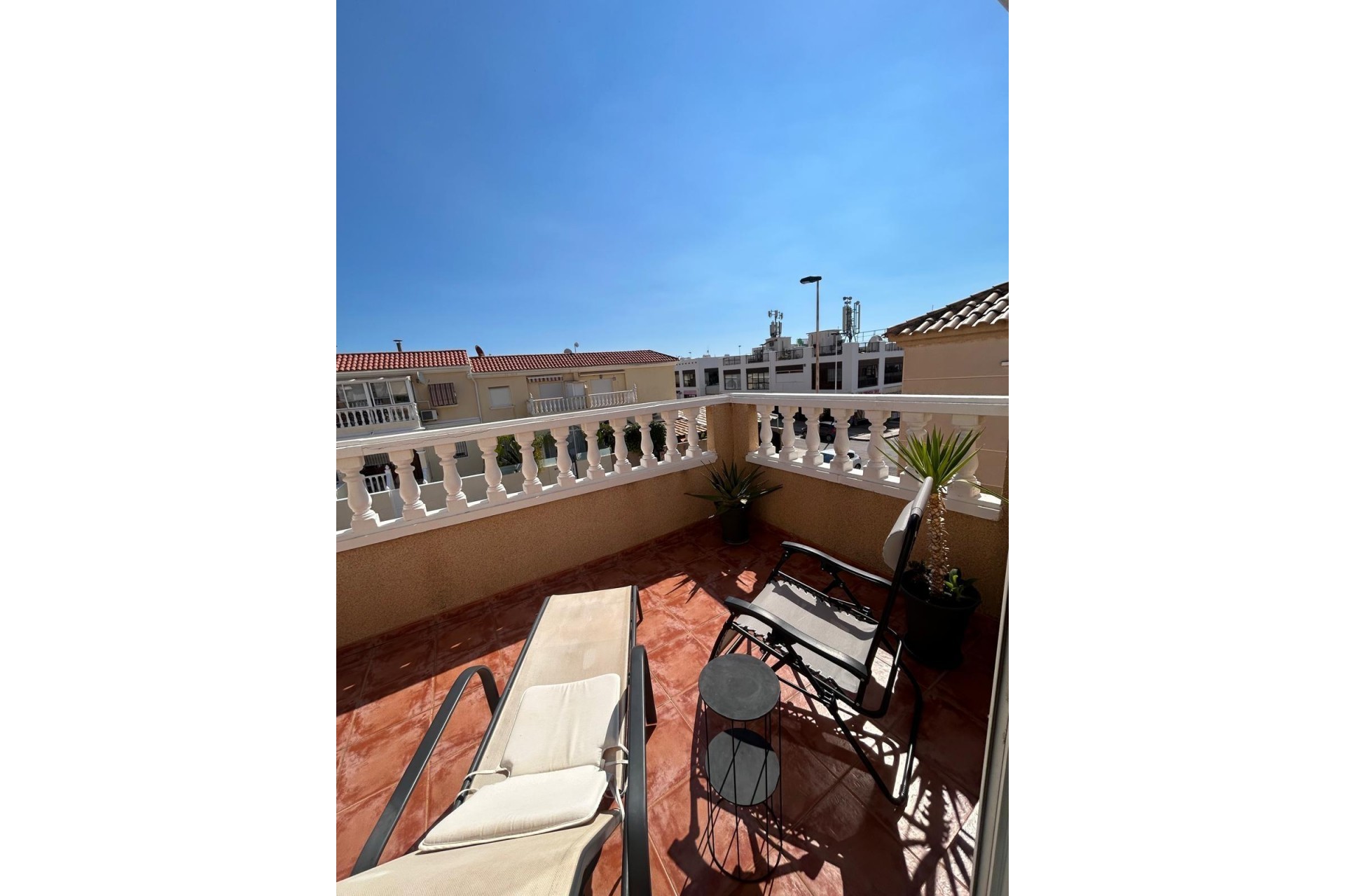 Reventa - Bungalow -
Torrevieja - aguas nuevas