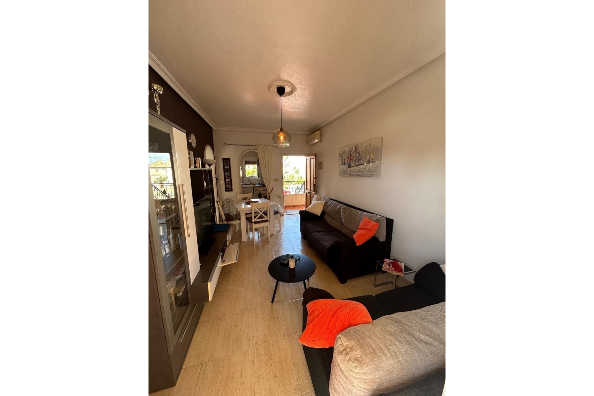 Reventa - Bungalow -
Torrevieja - aguas nuevas