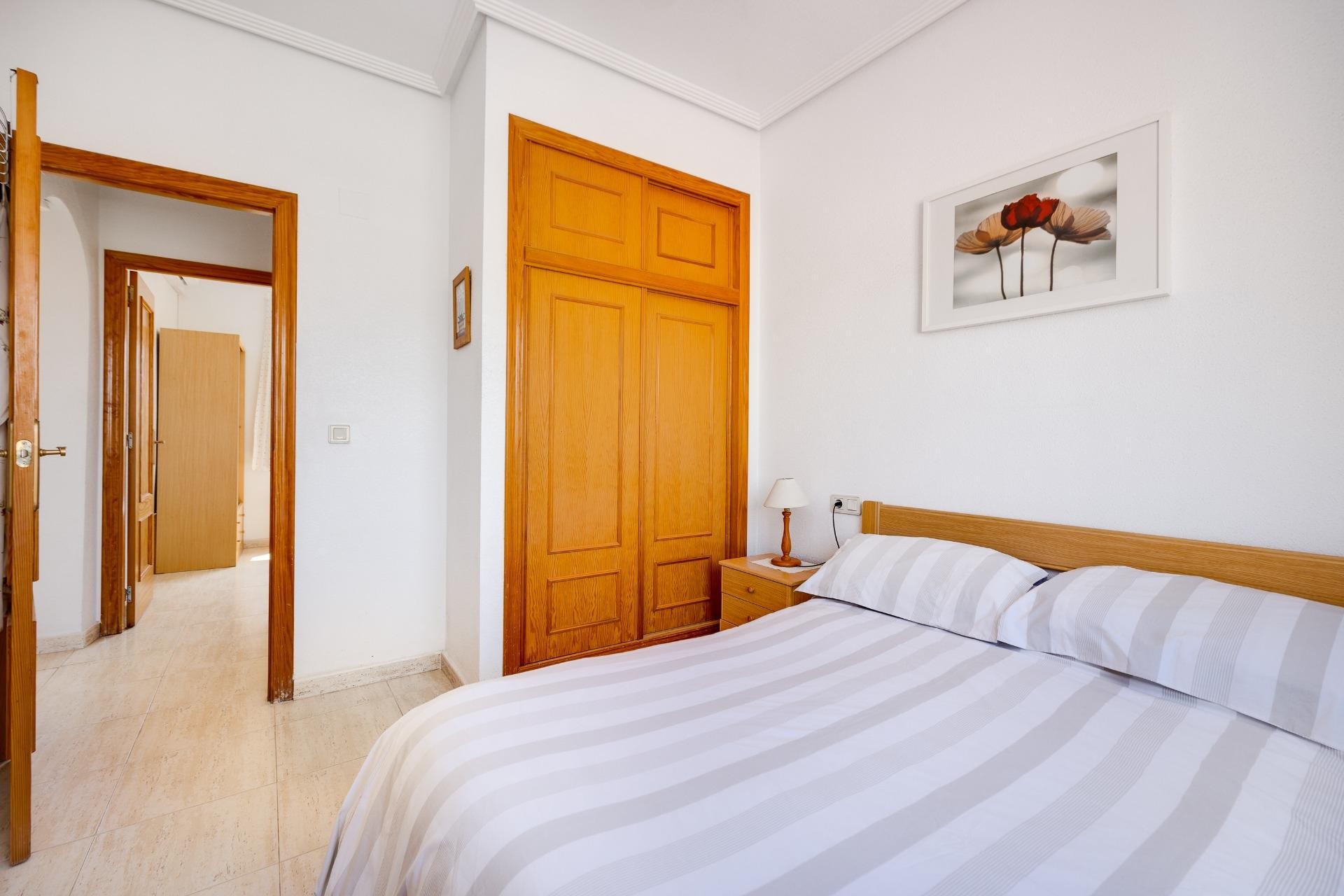 Reventa - Bungalow -
Torrevieja - aguas nuevas