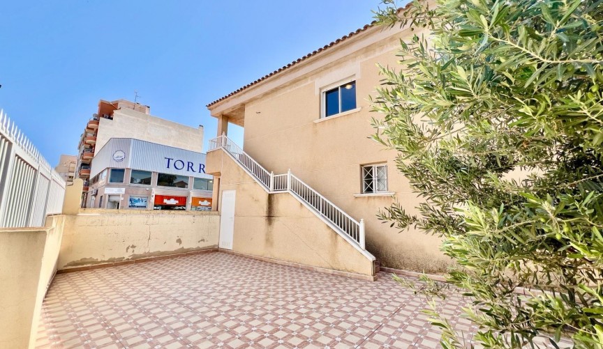 Reventa - Bungalow -
Torrevieja - Centro