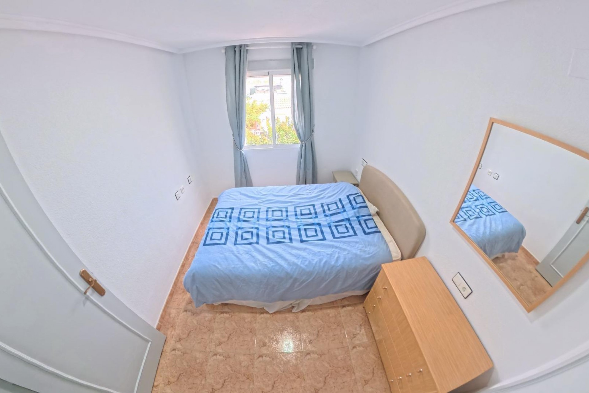 Reventa - Bungalow -
Torrevieja - El Limonar