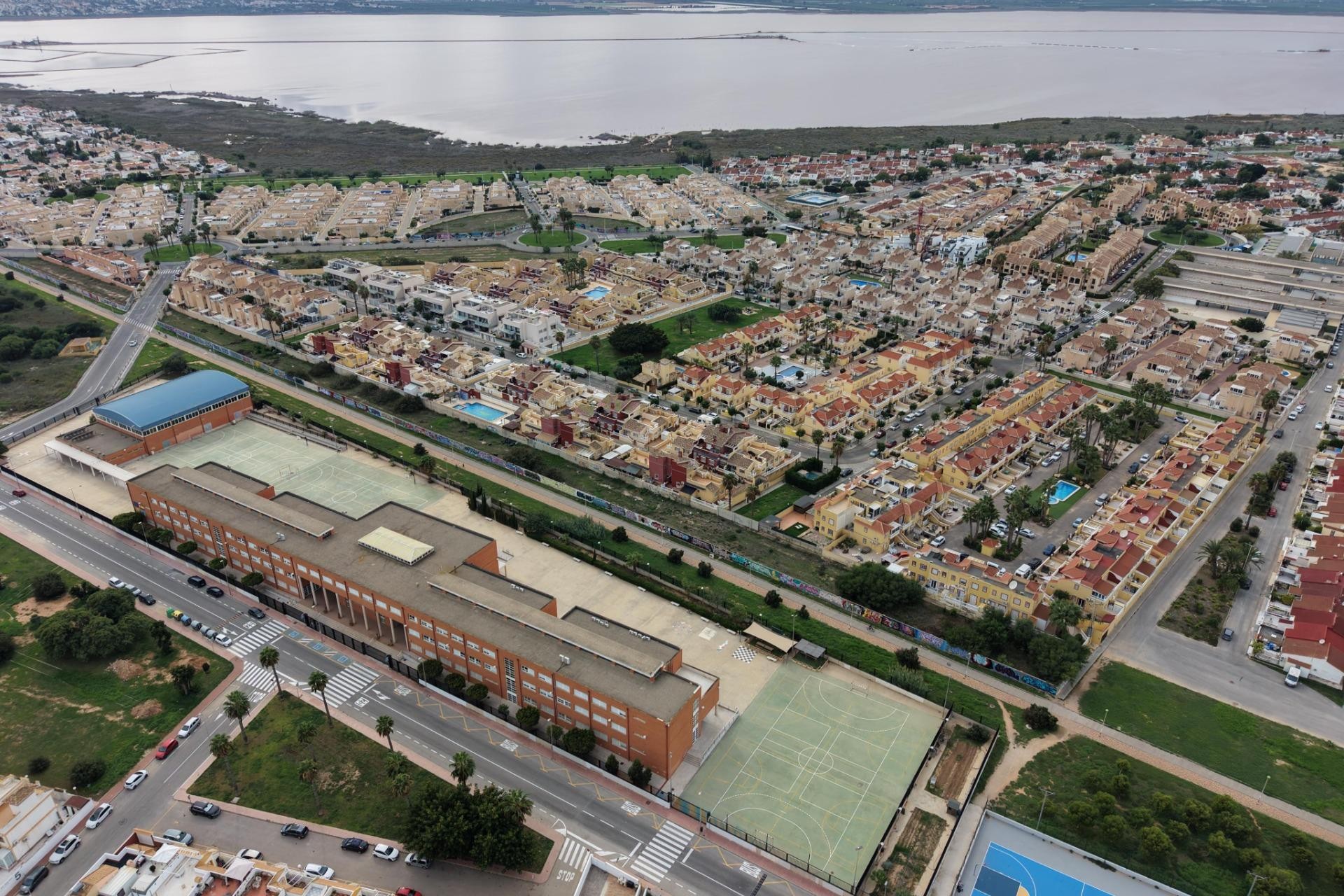 Reventa - Bungalow -
Torrevieja - El Limonar