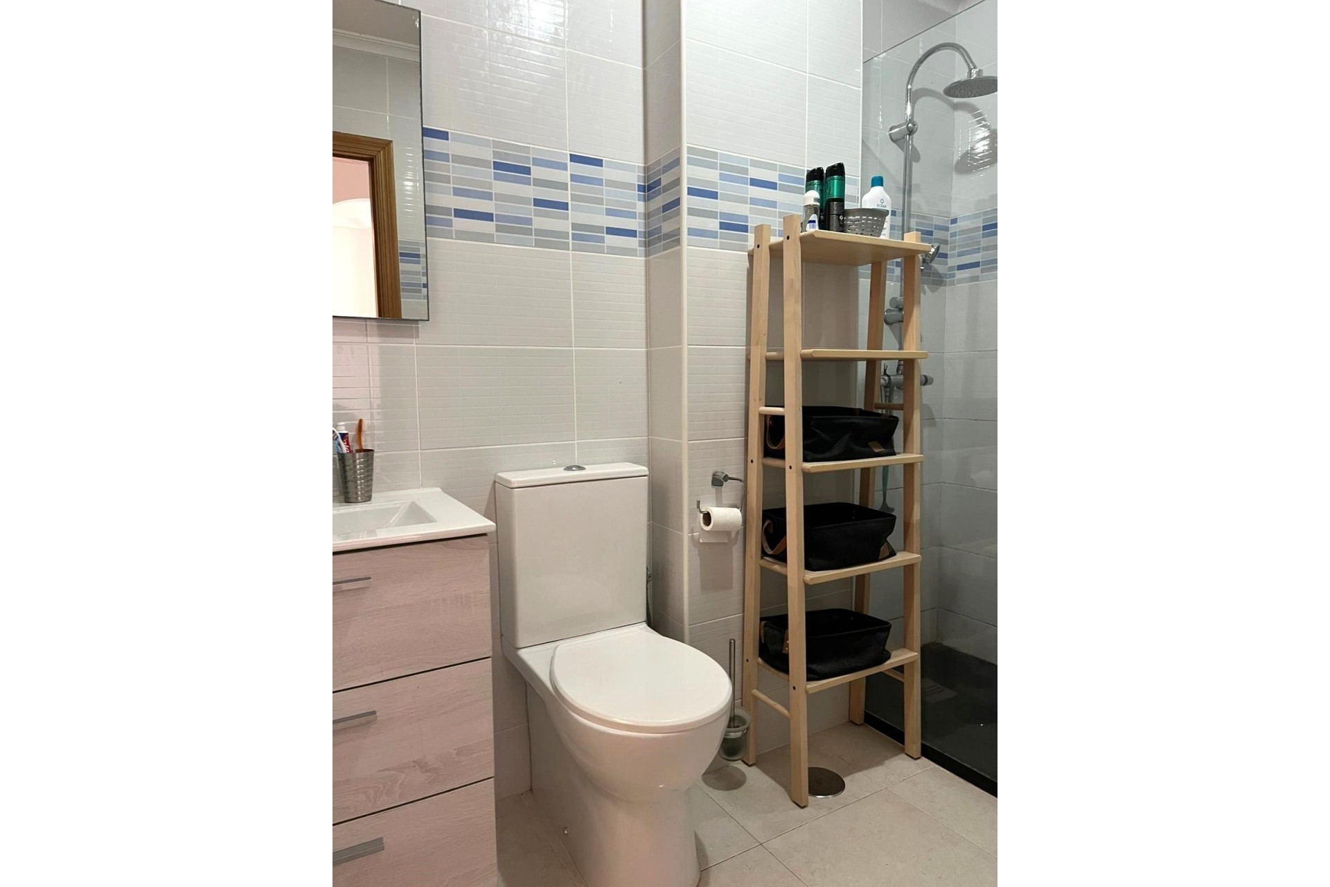 Reventa - Bungalow -
Torrevieja - Estacion De Autobuses