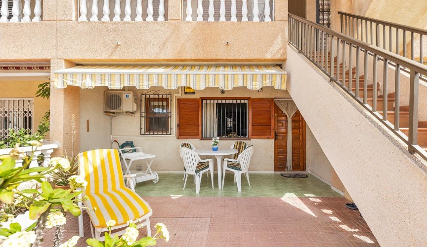 Reventa - Bungalow -
Torrevieja - La Mata