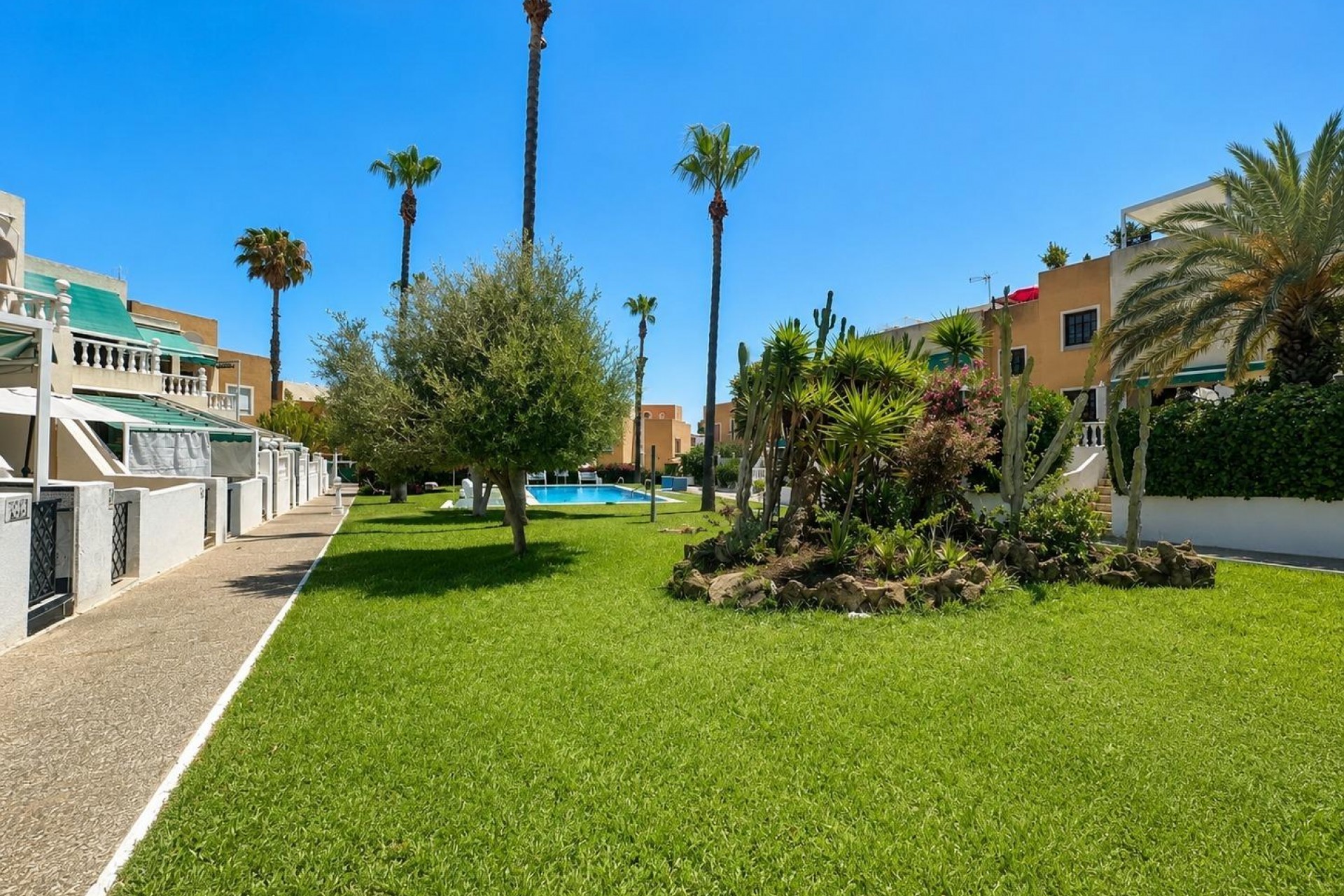 Reventa - Bungalow -
Torrevieja - La Mata