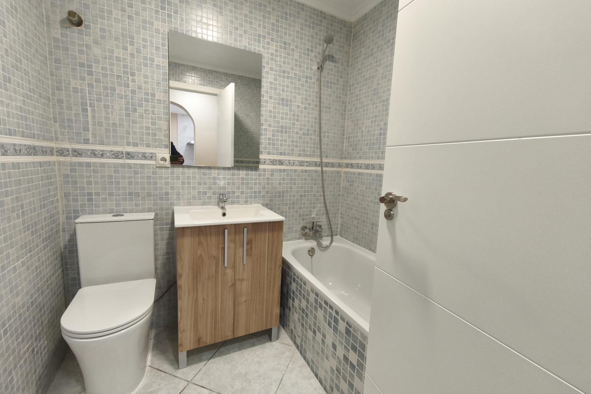 Reventa - Bungalow -
Torrevieja - La Siesta - El Salado - Torreta