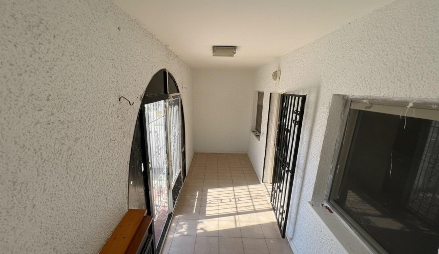Reventa - Bungalow -
Torrevieja - La Siesta - El Salado - Torreta