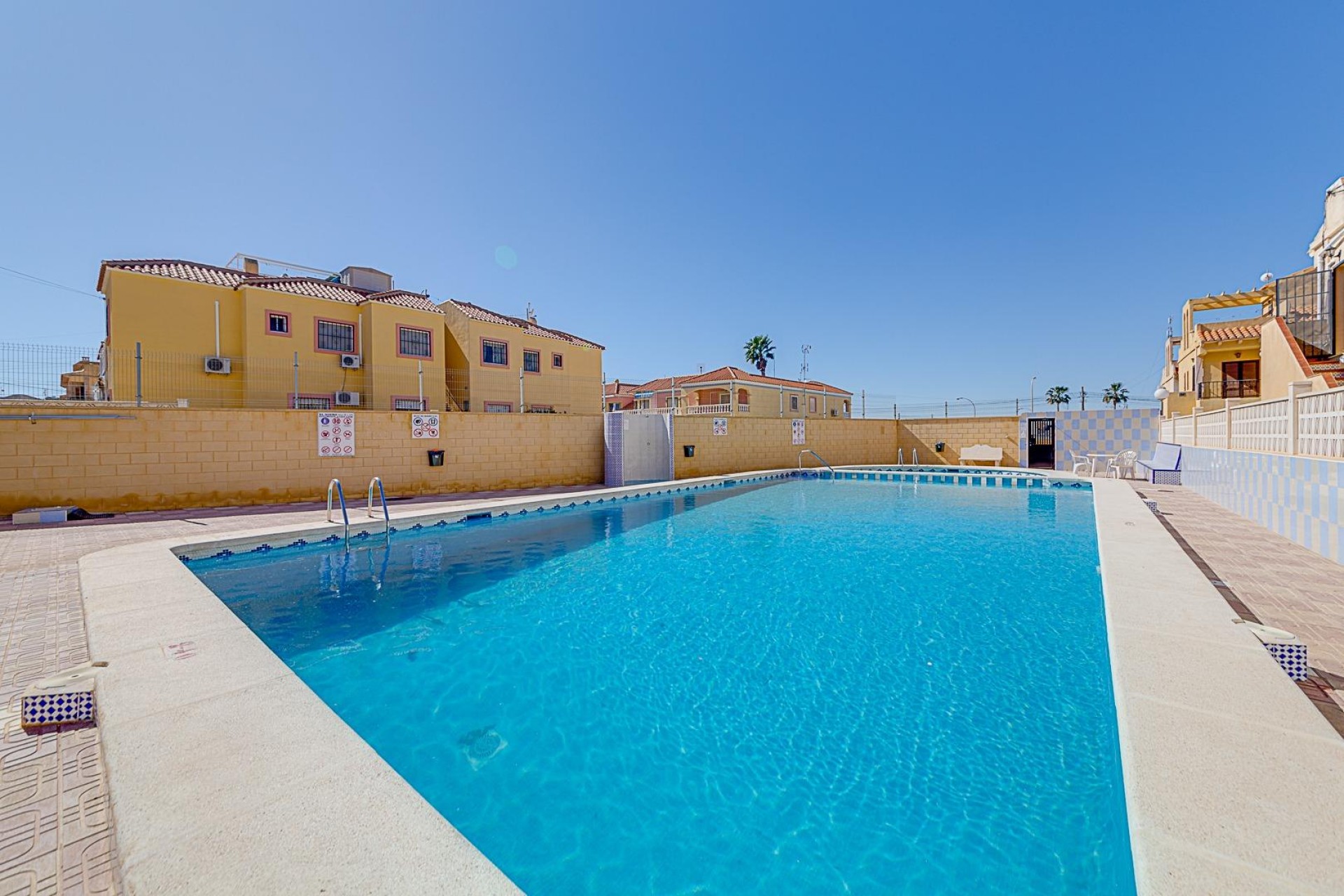 Reventa - Bungalow -
Torrevieja - La Siesta - El Salado - Torreta