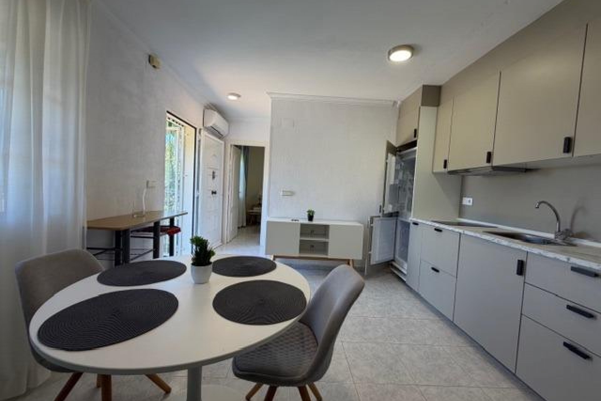 Reventa - Bungalow -
Torrevieja - La Siesta