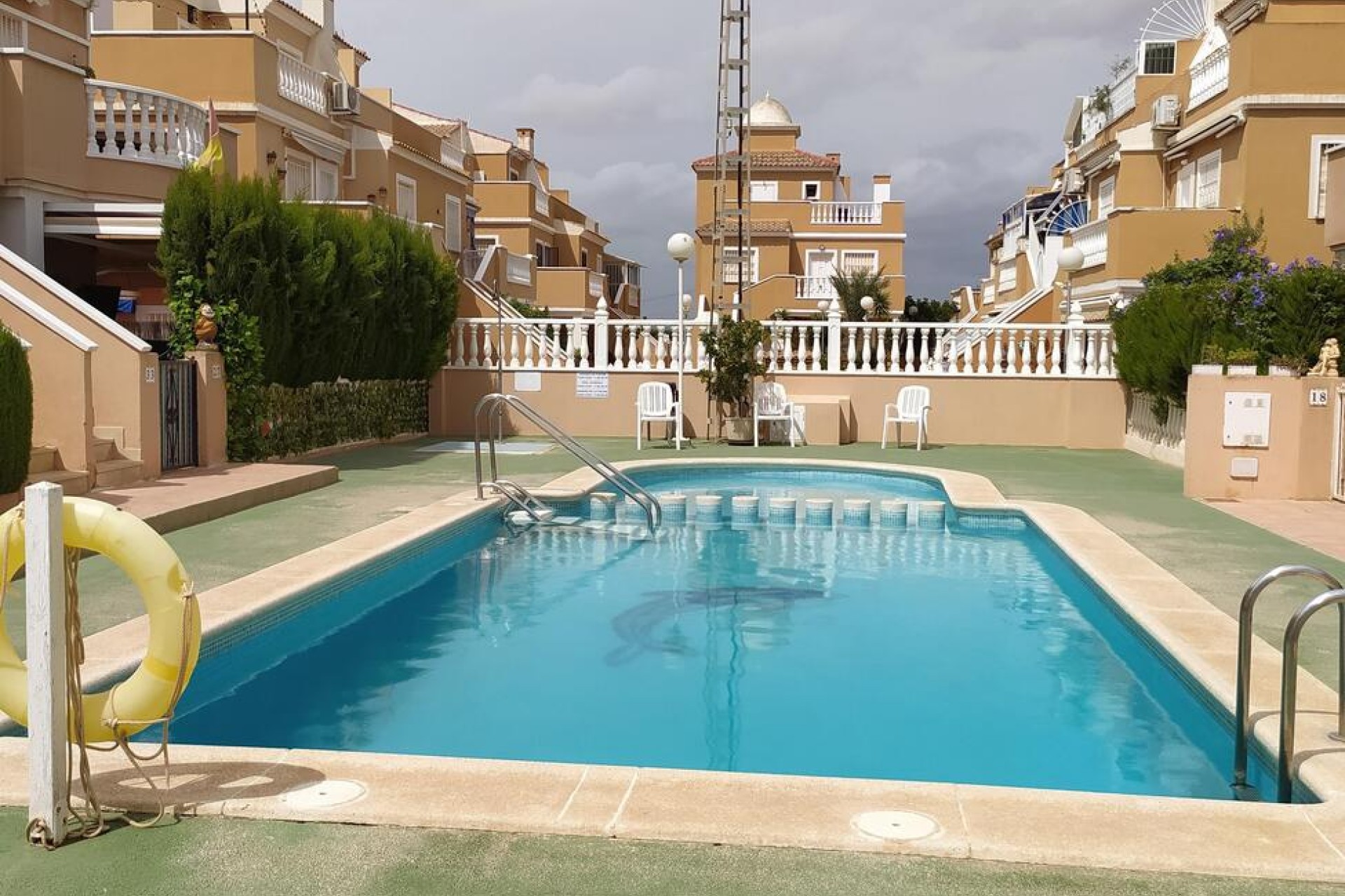 Reventa - Bungalow -
Torrevieja - LA VELETA MAR AZUL