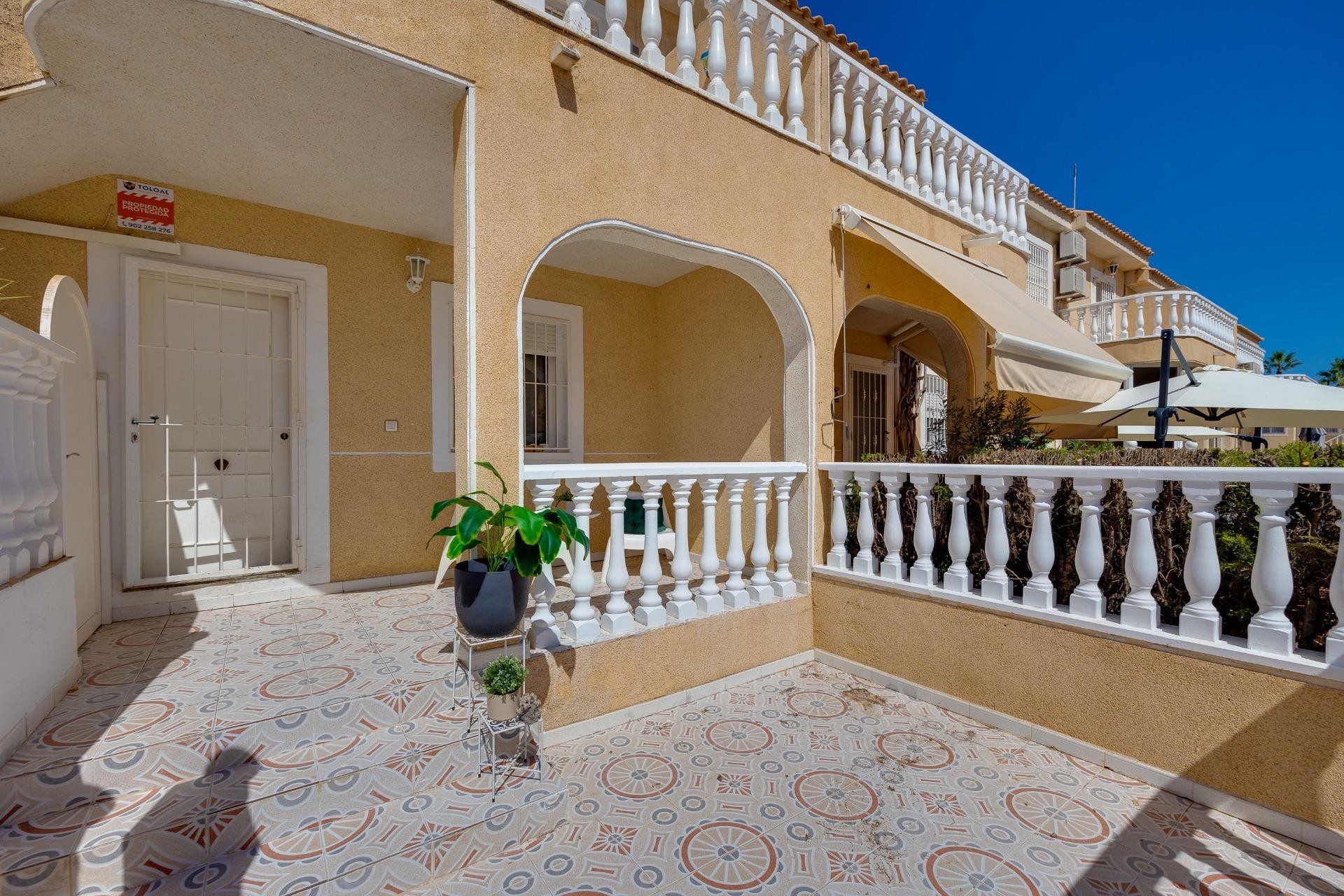 Reventa - Bungalow -
Torrevieja - Los Frutales