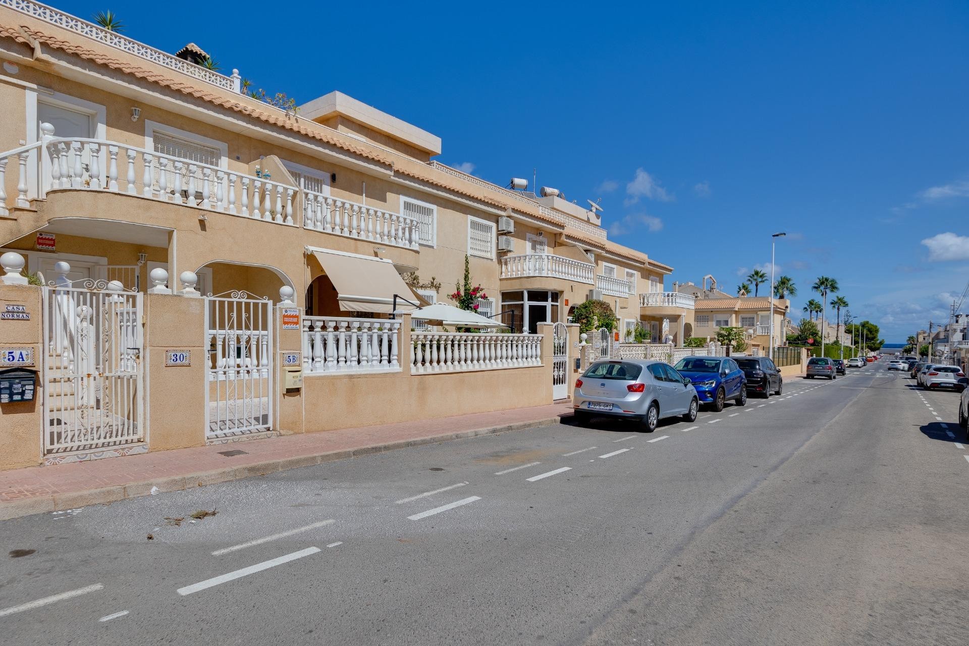 Reventa - Bungalow -
Torrevieja - Los Frutales