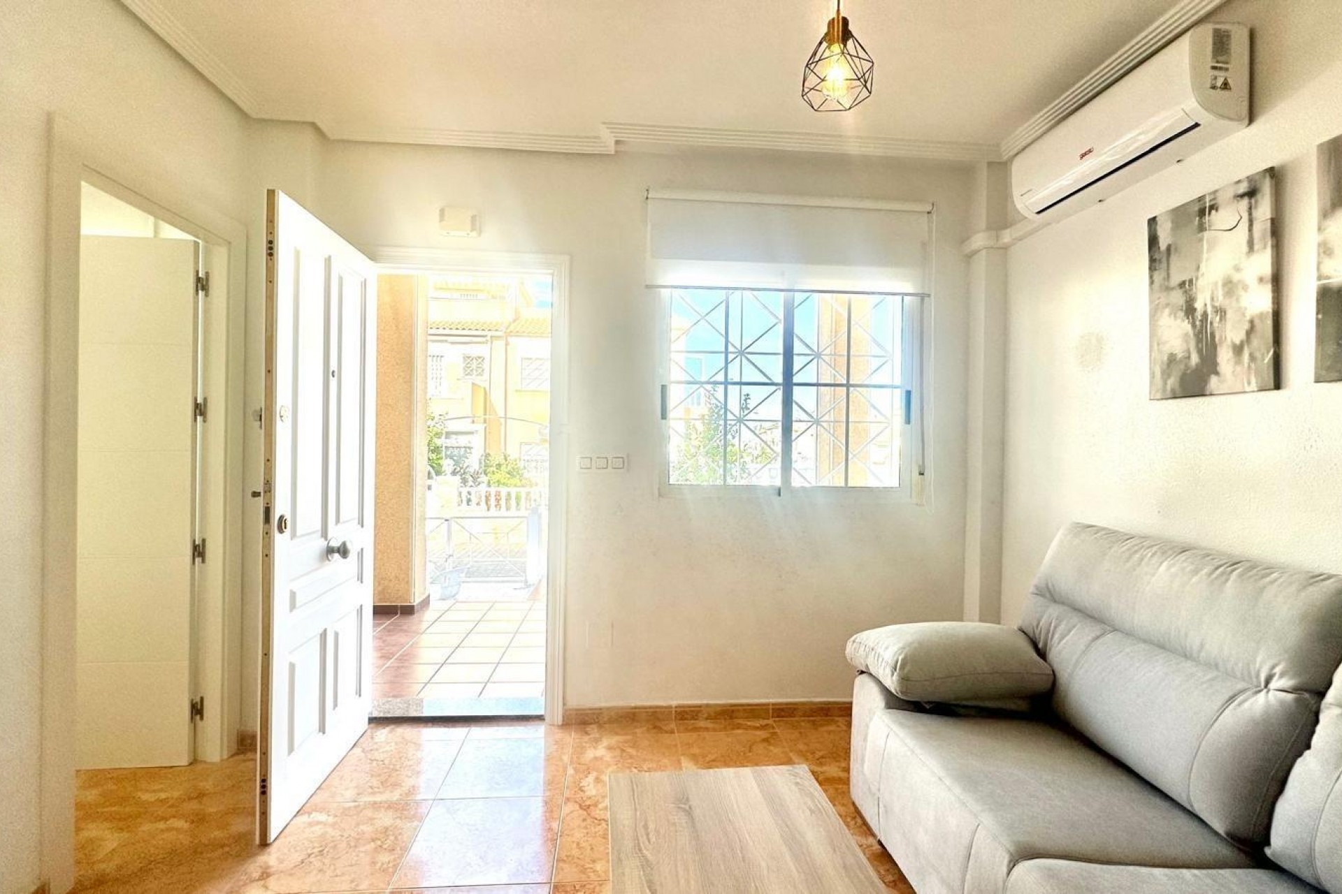 Reventa - Bungalow -
Torrevieja - Playa de los Locos