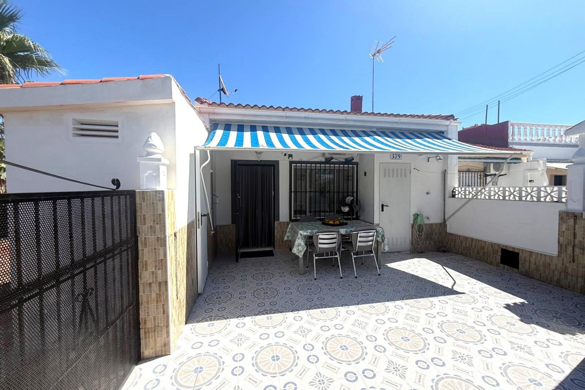 Reventa - Bungalow -
Torrevieja - Torretas
