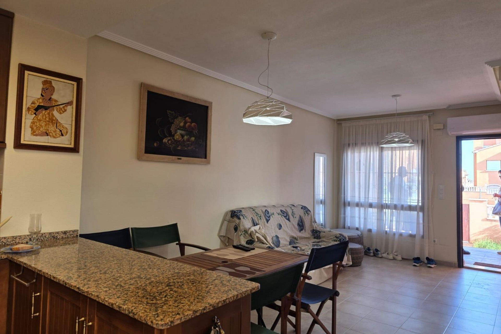 Reventa - Bungalow -
Torrevieja - Zona Los Frutales