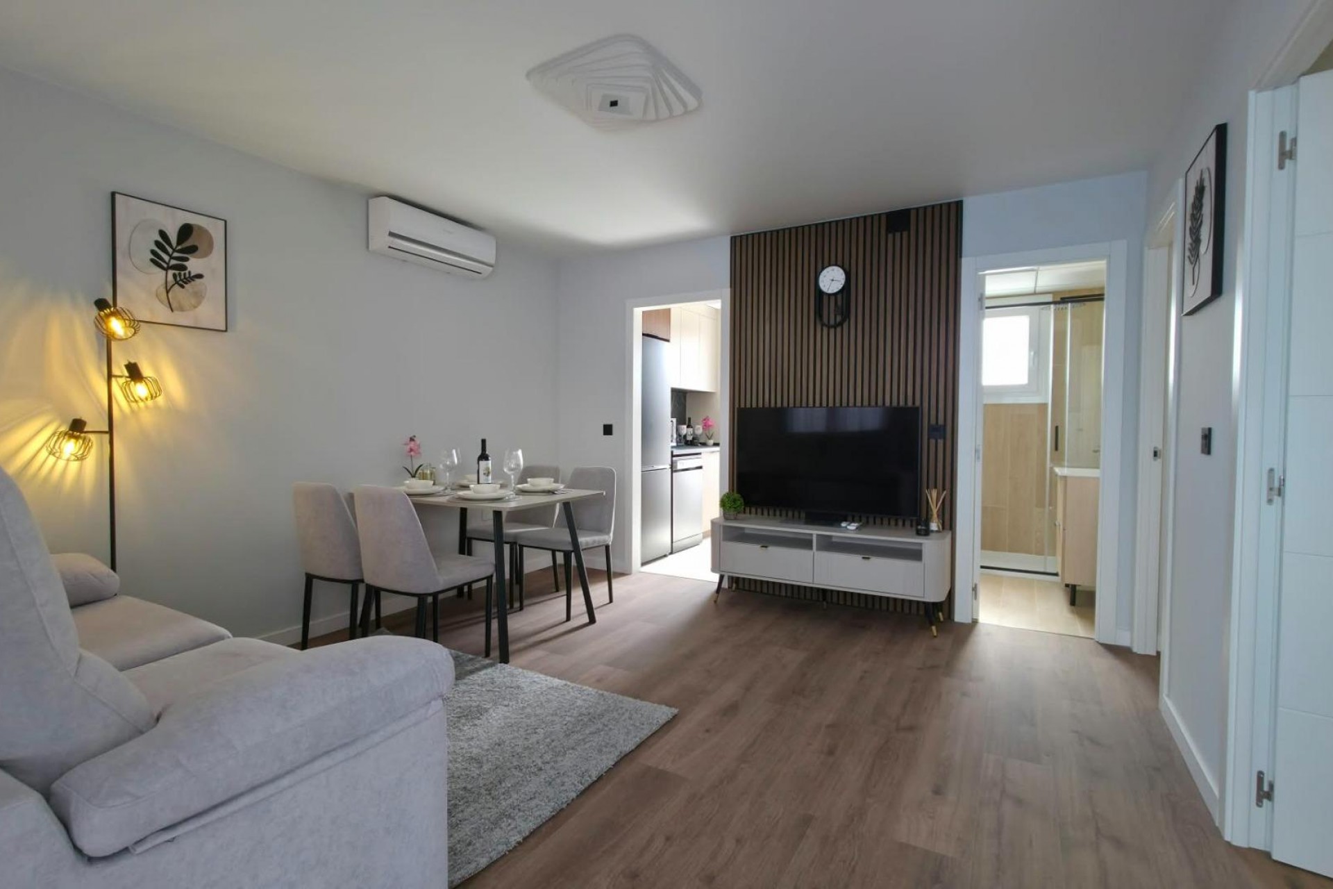 Reventa - Bungalow -
Torrevieja - Zona Los Frutales