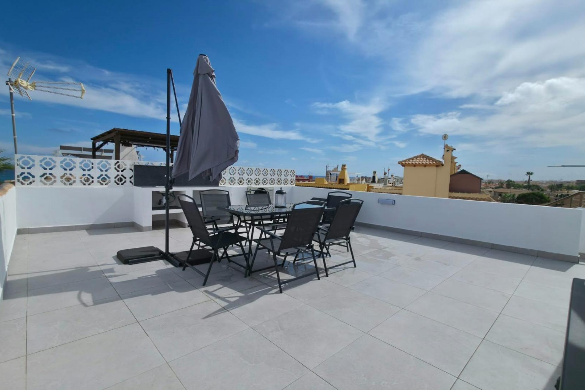 Reventa - Bungalow -
Torrevieja - Zona Los Frutales