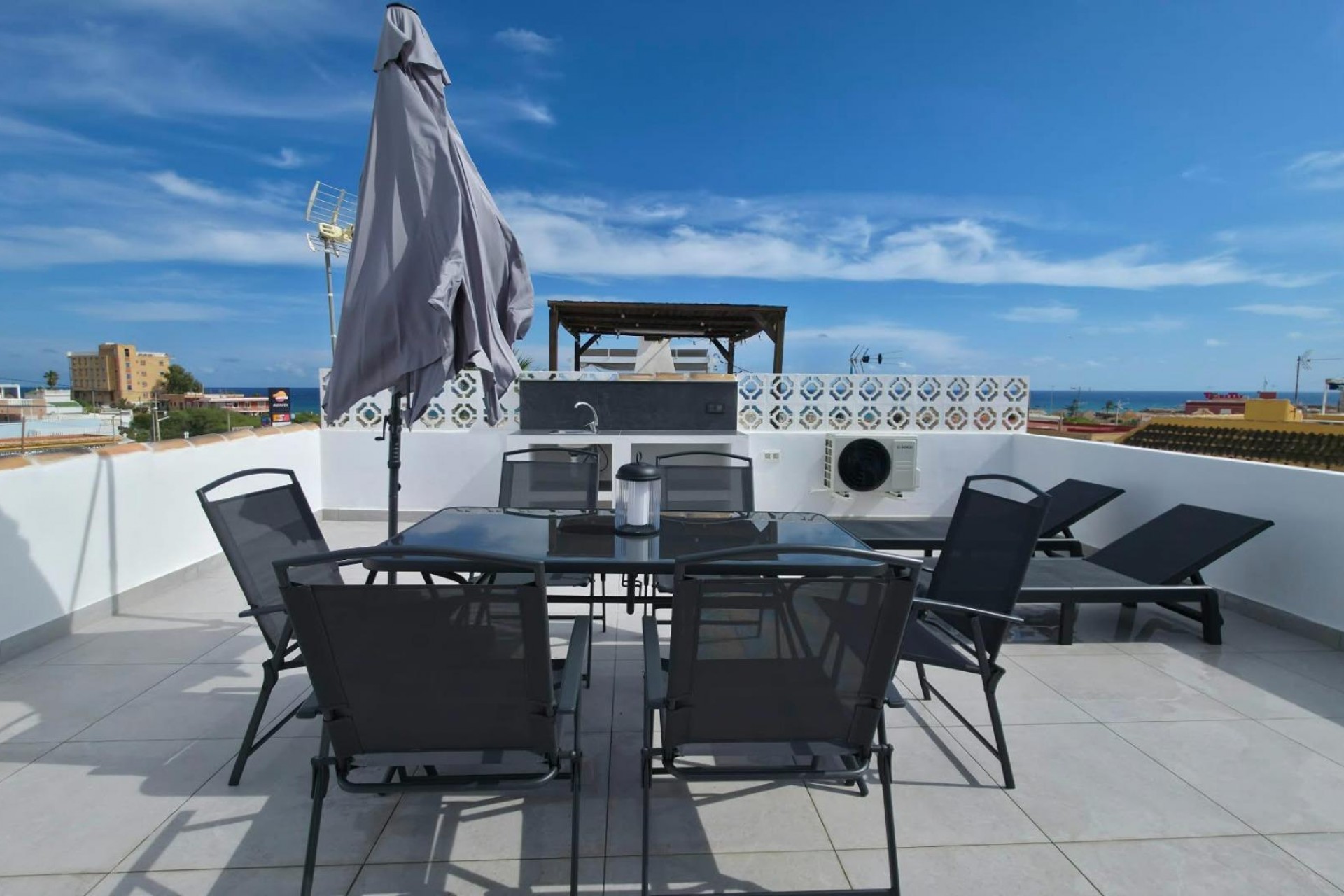 Reventa - Bungalow -
Torrevieja - Zona Los Frutales