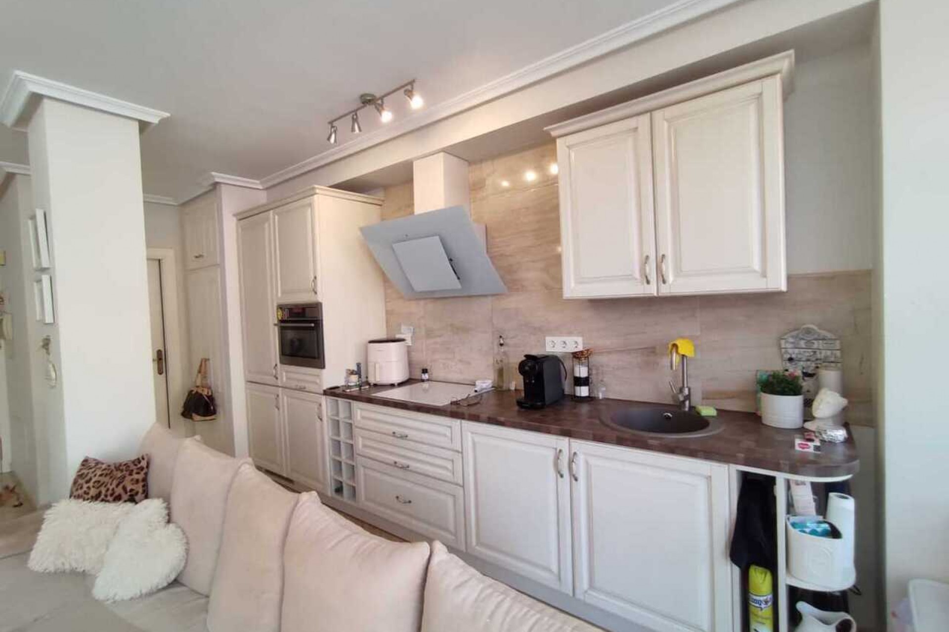 Reventa - Duplex -
La Florida - Inland