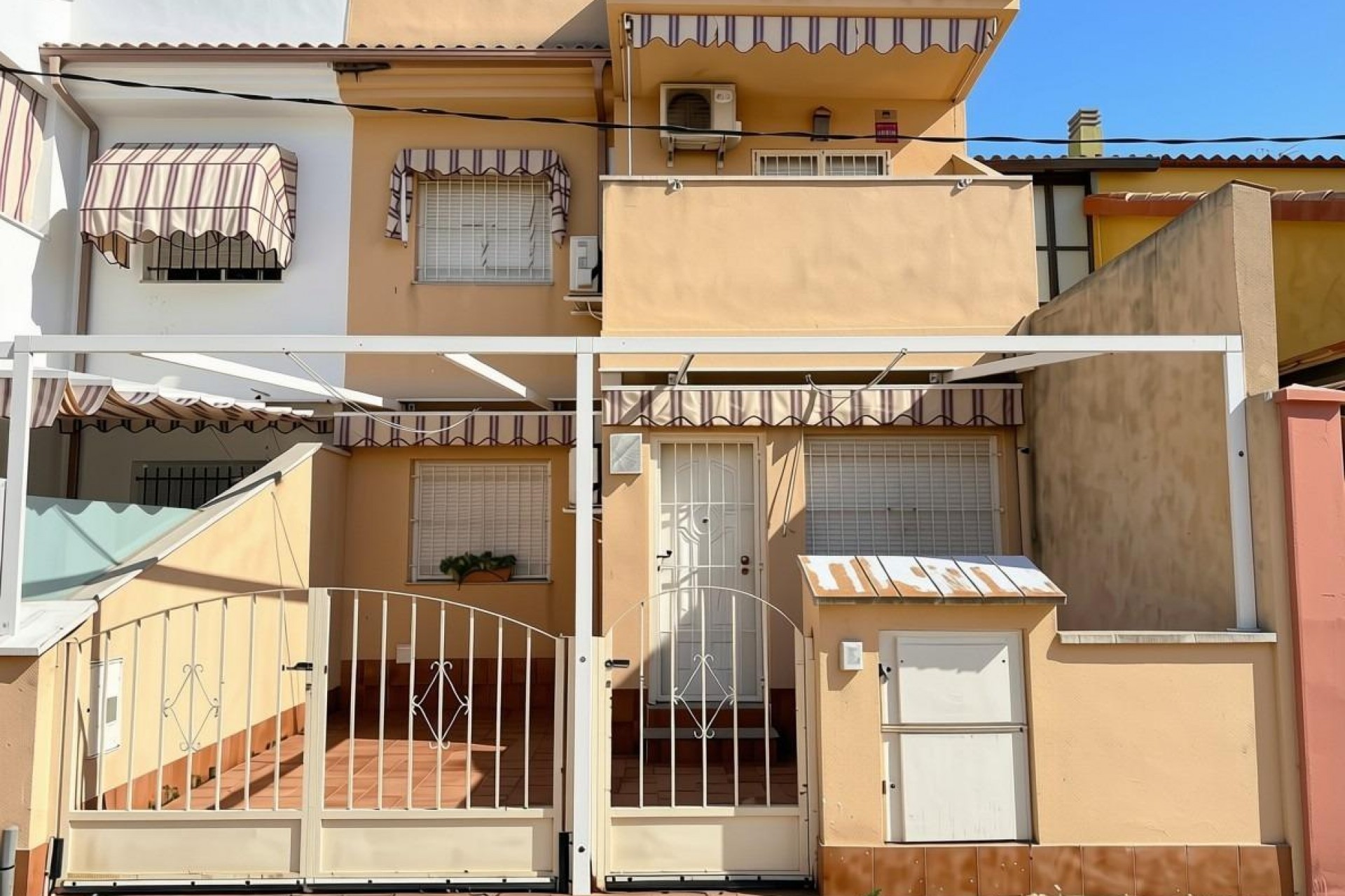 Reventa - Duplex -
Lo Pagan - La Puntica