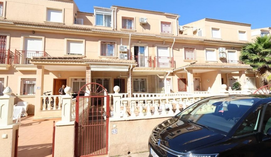 Reventa - Duplex -
Orihuela Costa - Costa Blanca