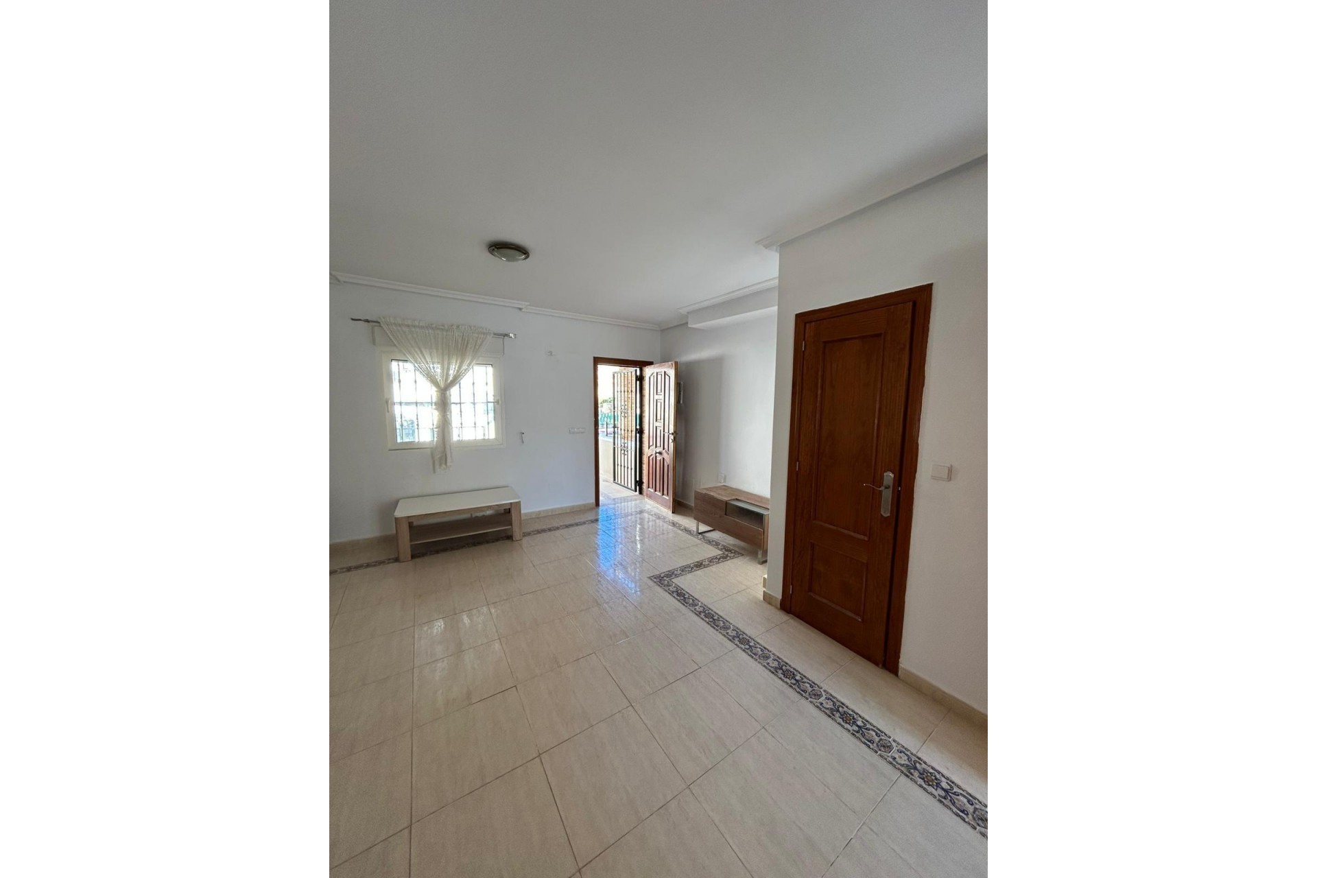 Reventa - Duplex -
Orihuela Costa - Los Almendros-la Florida