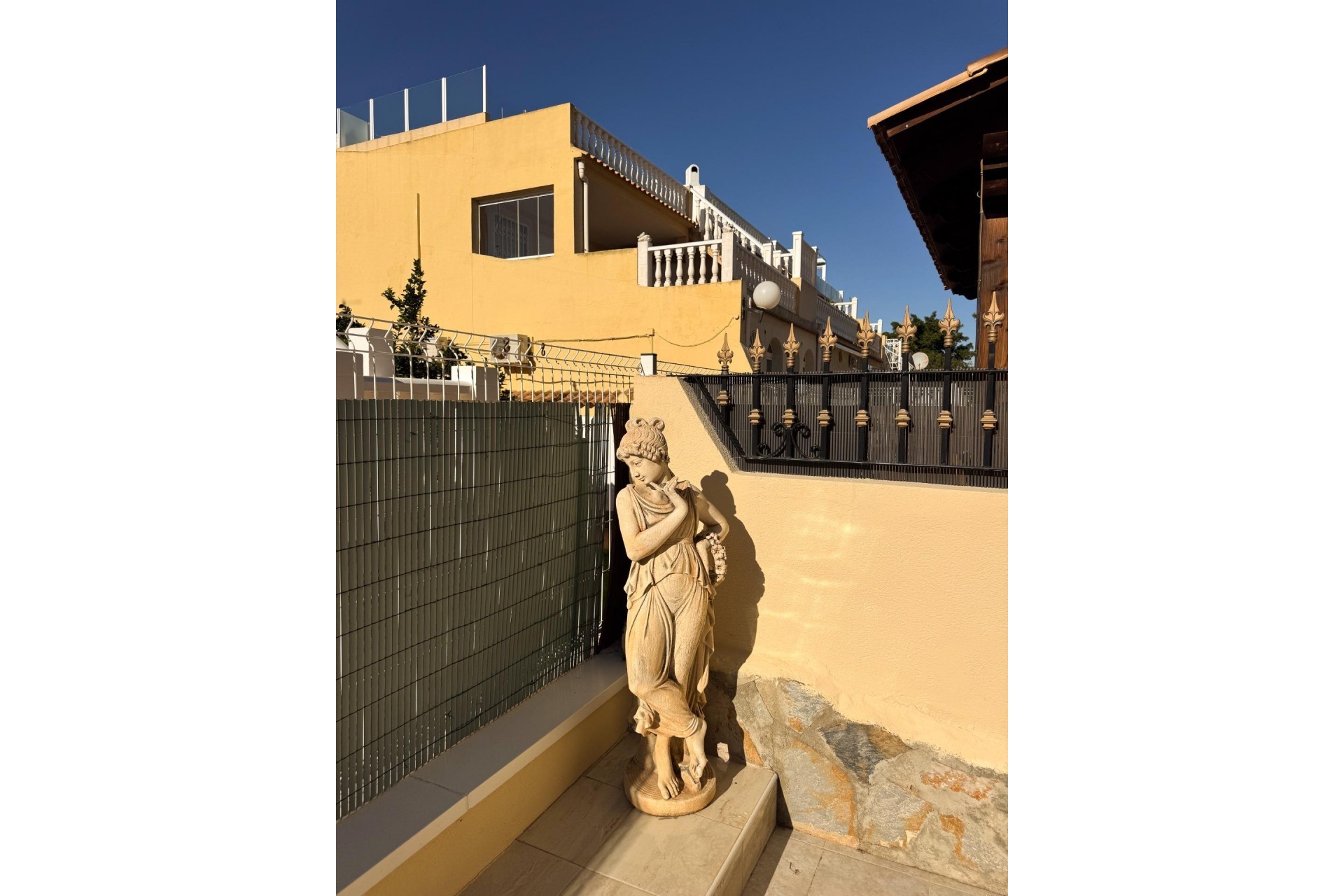 Reventa - Duplex -
Orihuela Costa - Los Almendros-la Florida