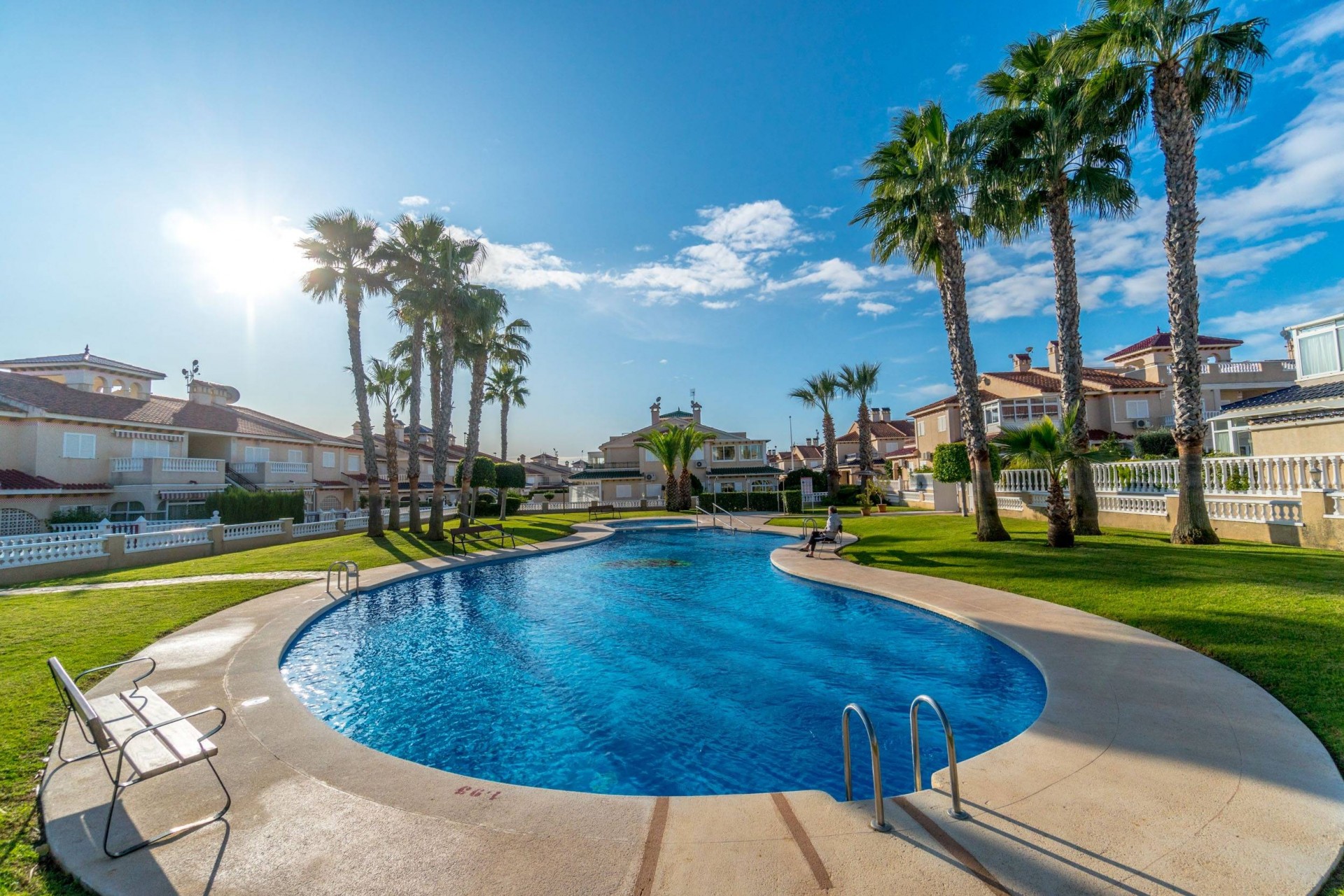 Reventa - Duplex -
Orihuela Costa - Playa Flamenca