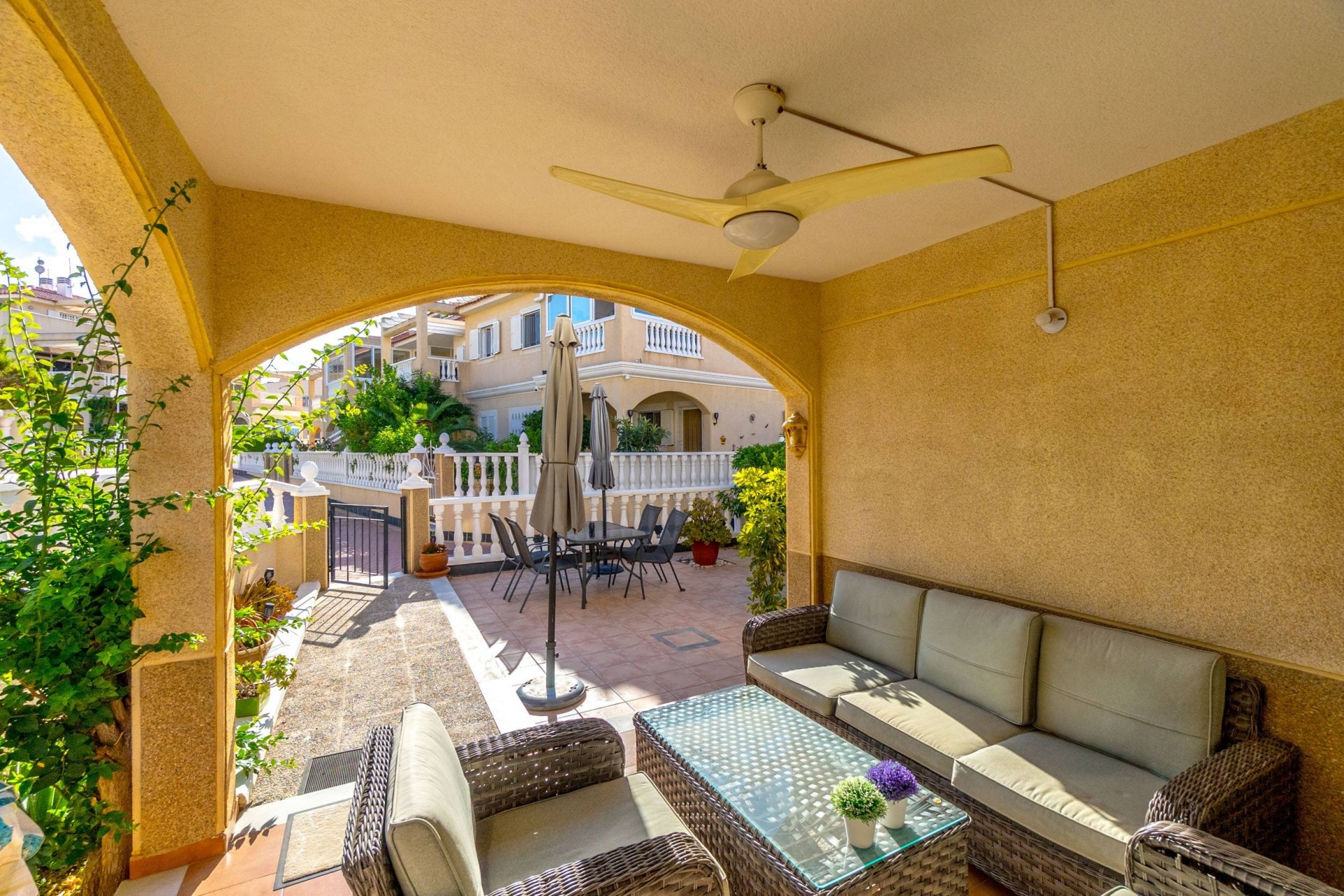 Reventa - Duplex -
Orihuela Costa - Playa Flamenca