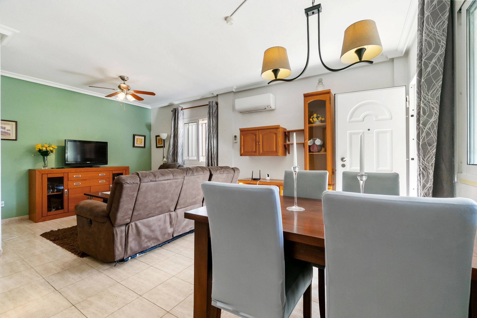 Reventa - Duplex -
Orihuela Costa - Playa Flamenca