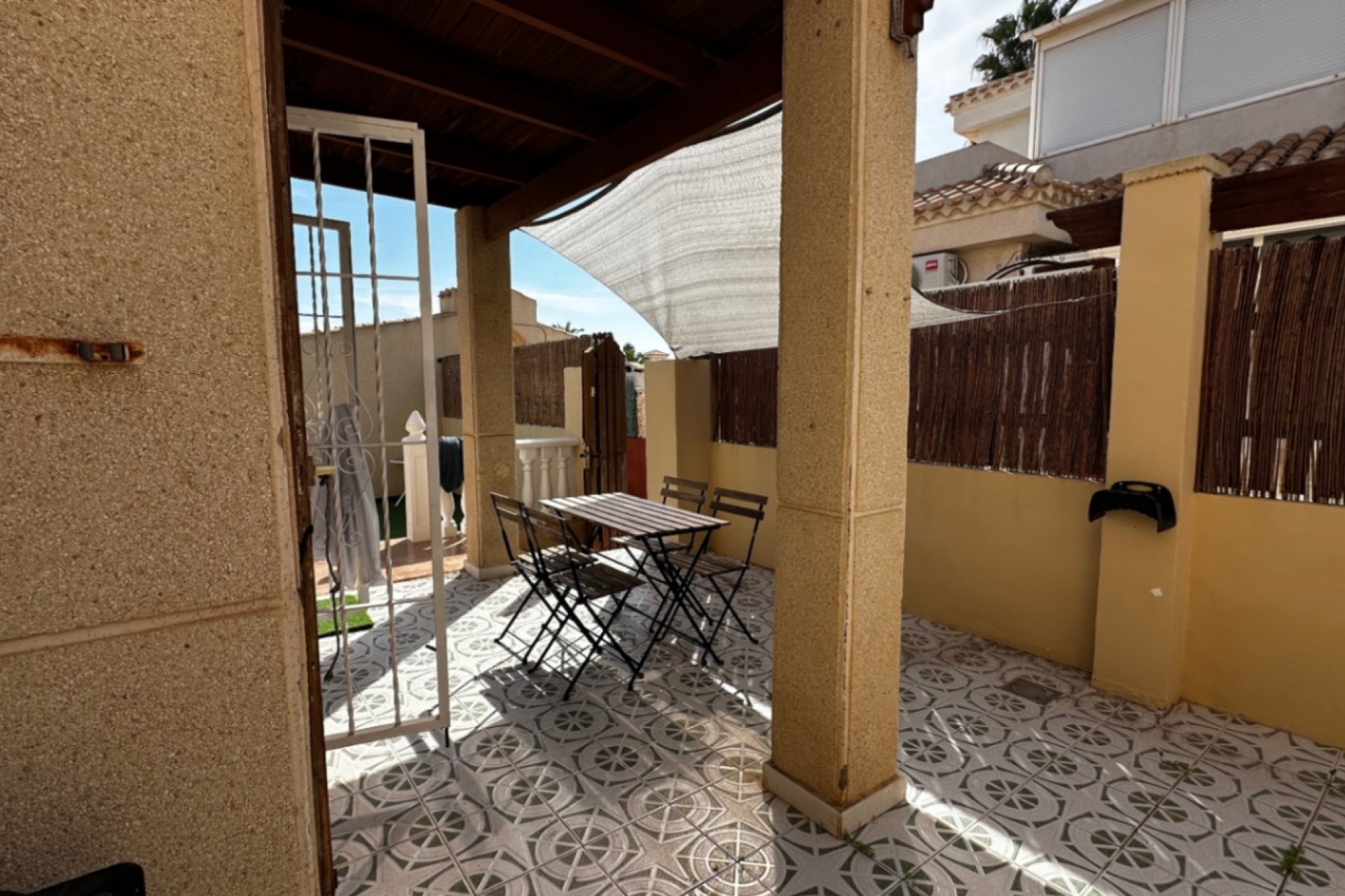 Reventa - Duplex -
Orihuela - Inland
