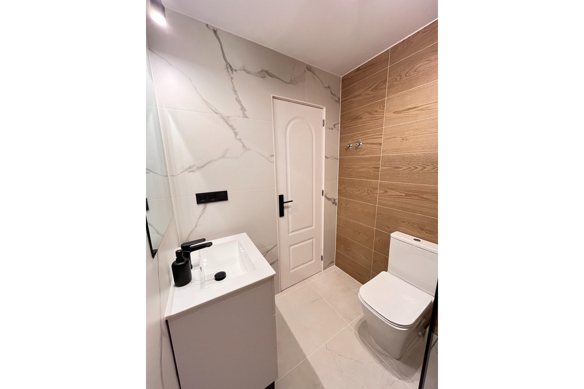 Reventa - Duplex -
Orihuela - Urbanización Perla Del Mar