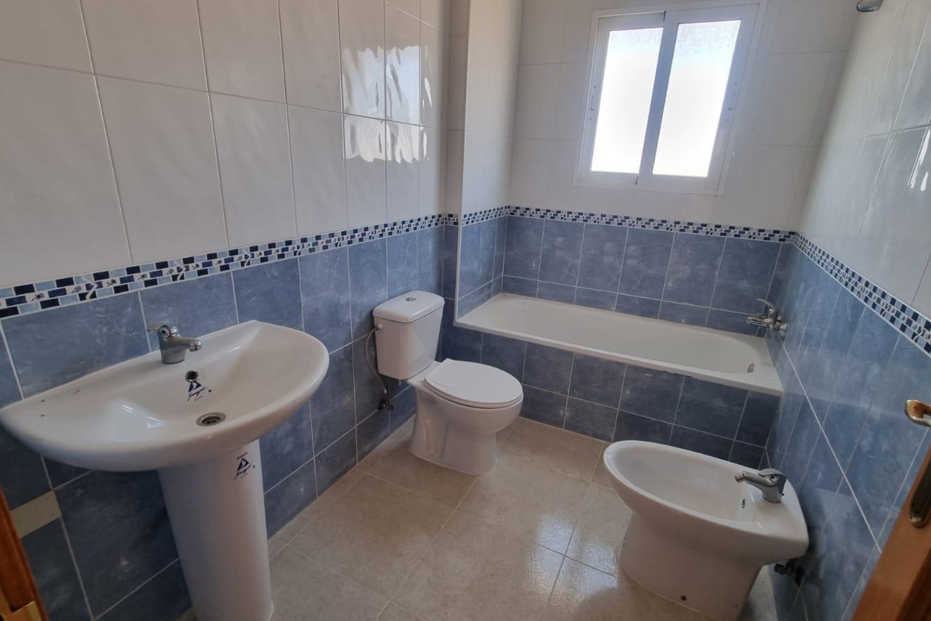 Reventa - Duplex -
San Miguel de Salinas - Blue Hills