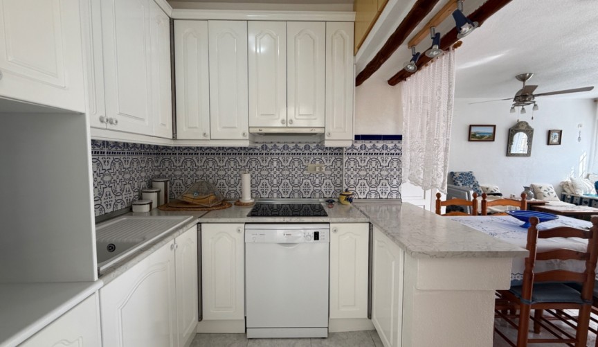 Reventa - Duplex -
San Miguel de Salinas - Inland