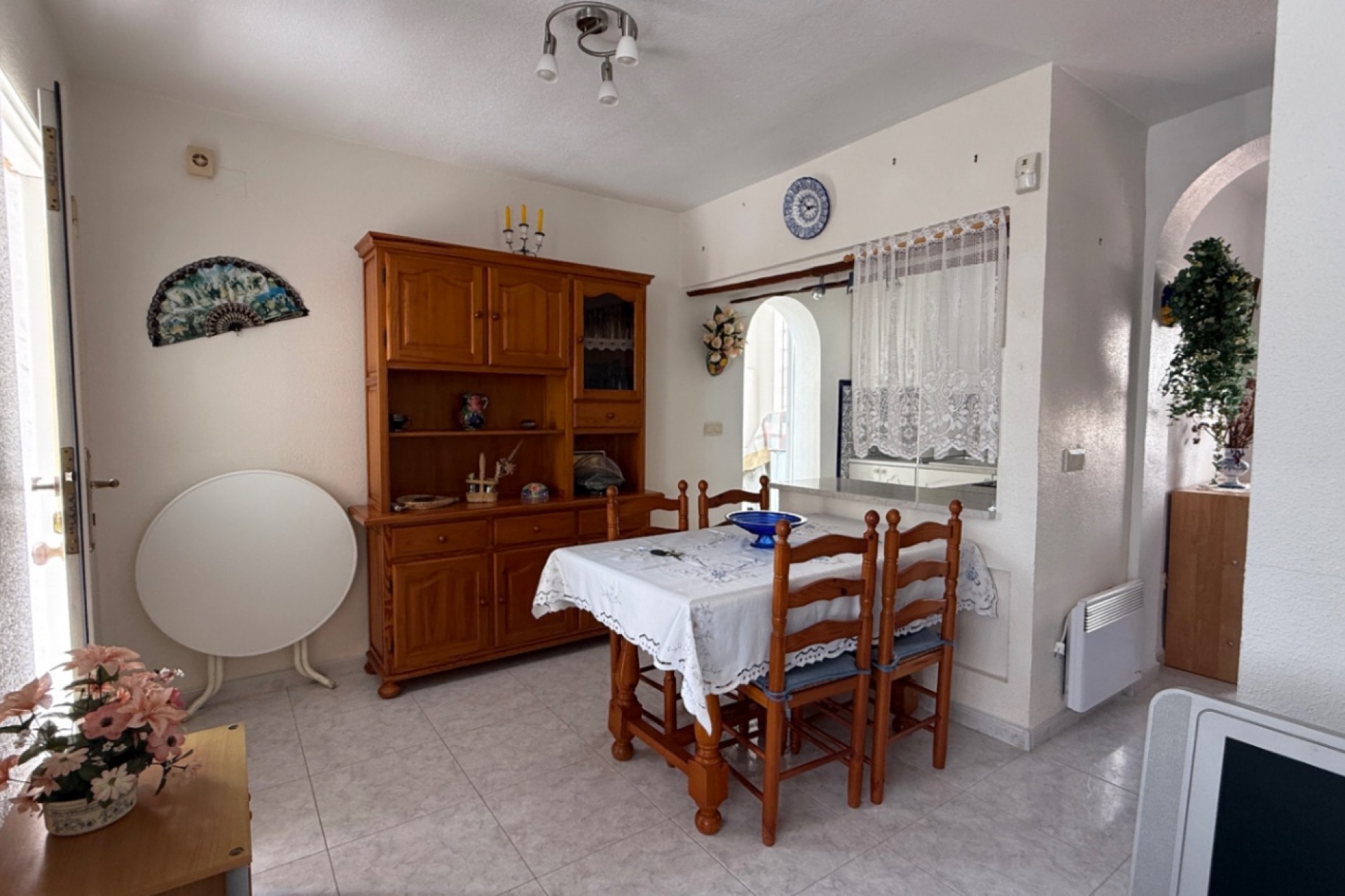 Reventa - Duplex -
San Miguel de Salinas - Inland