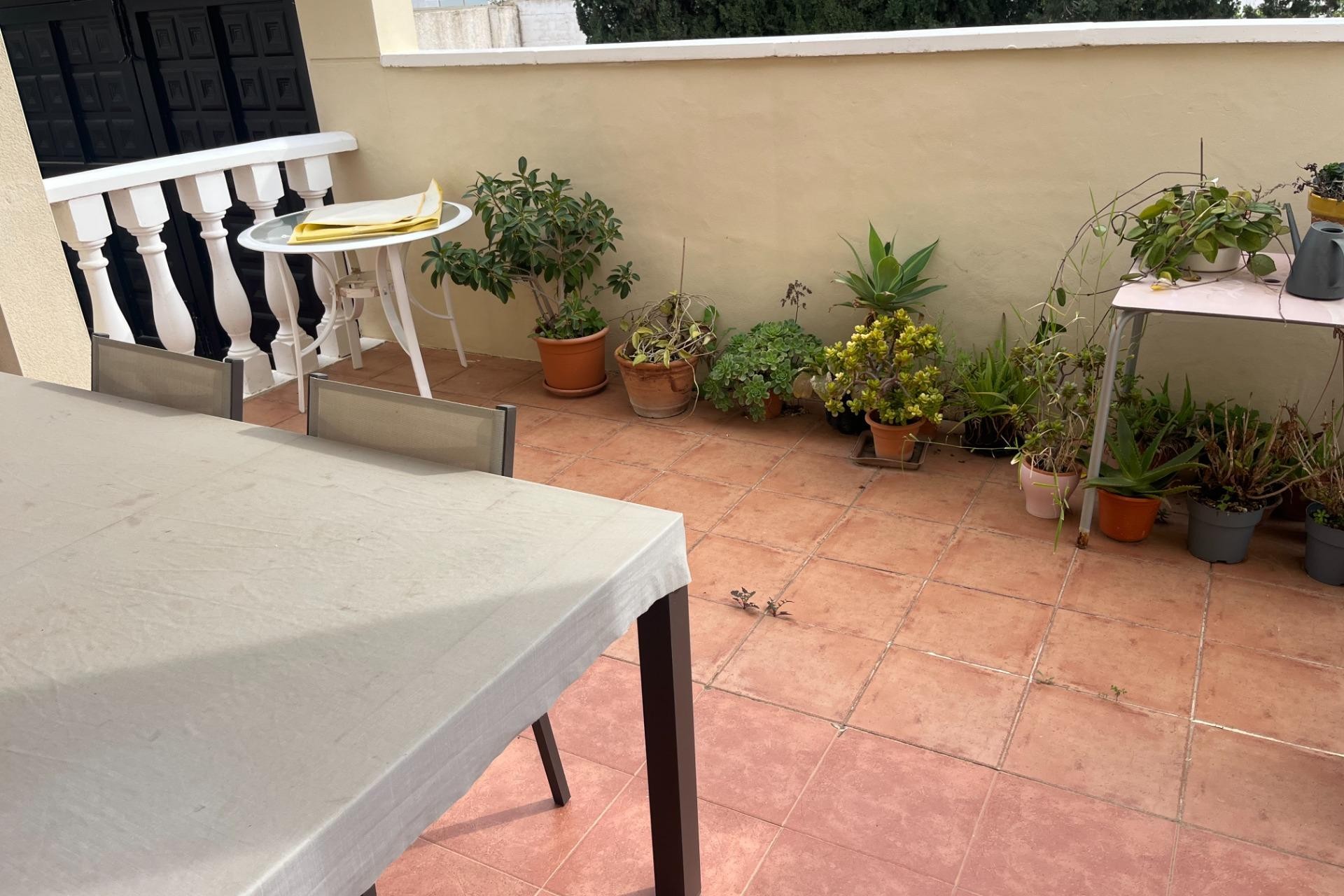 Reventa - Duplex -
San Miguel de Salinas - Las Filipinas