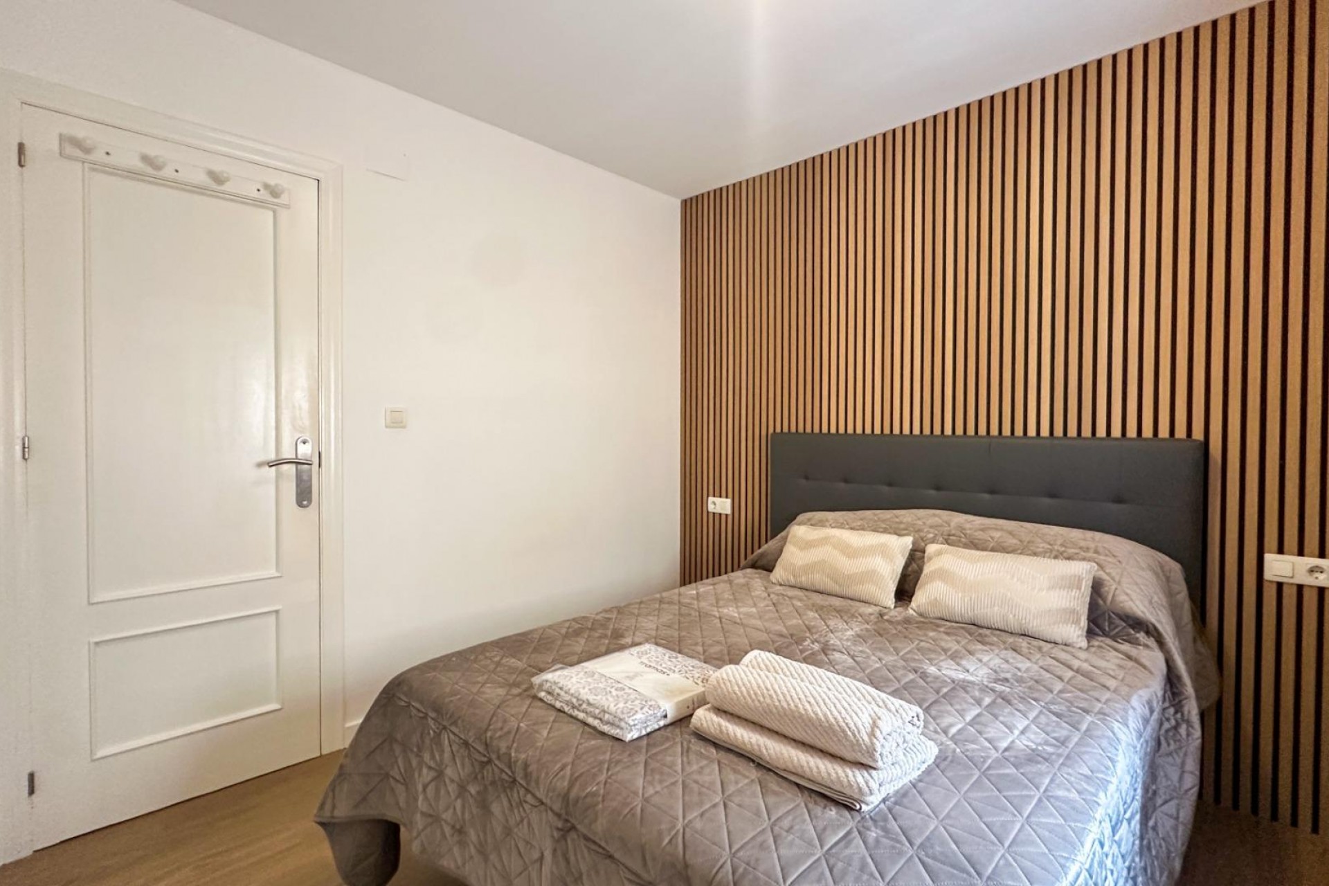 Reventa - Duplex -
San Miguel de Salinas - Las Filipinas