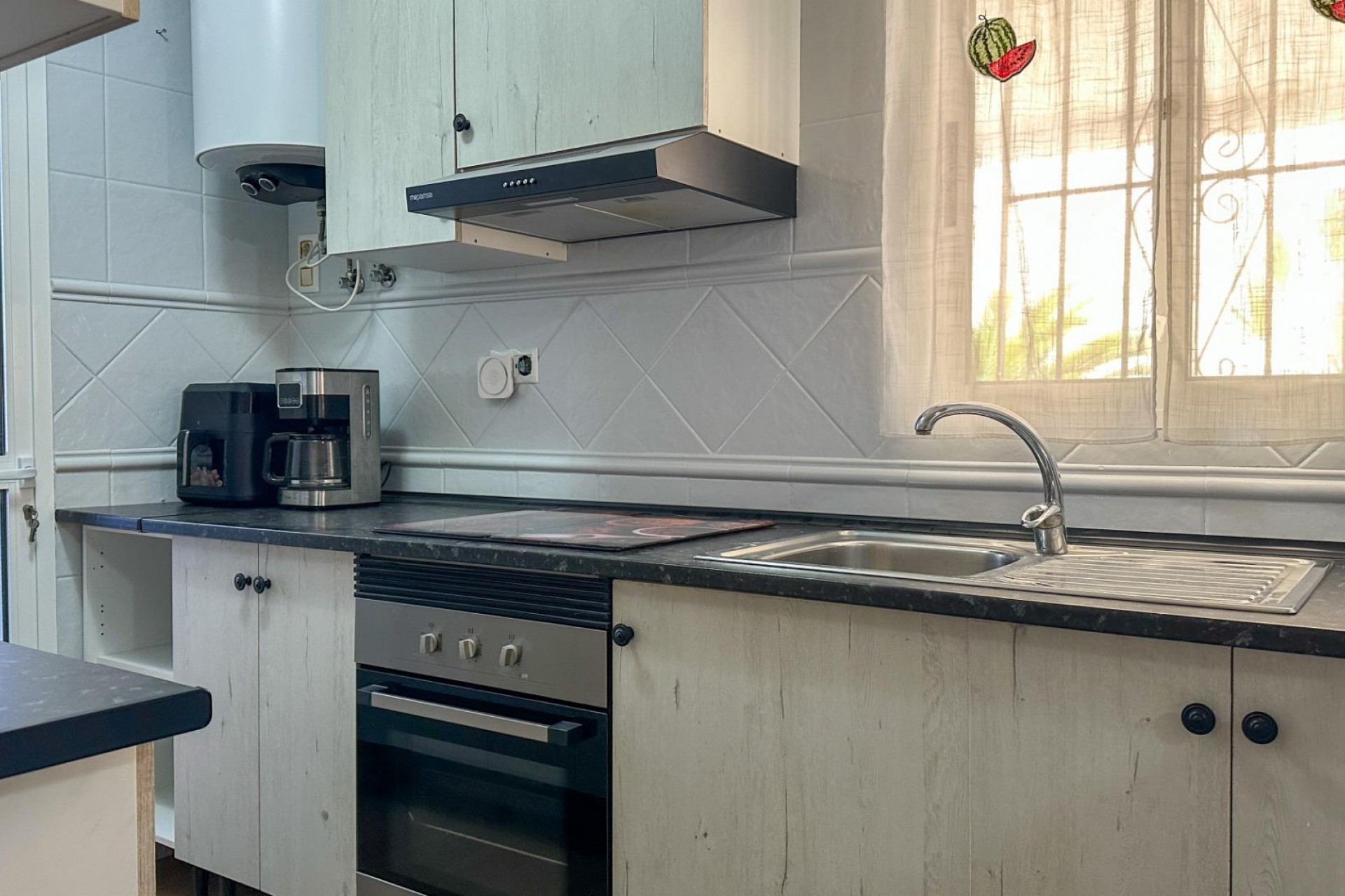 Reventa - Duplex -
San Miguel de Salinas - Las Filipinas