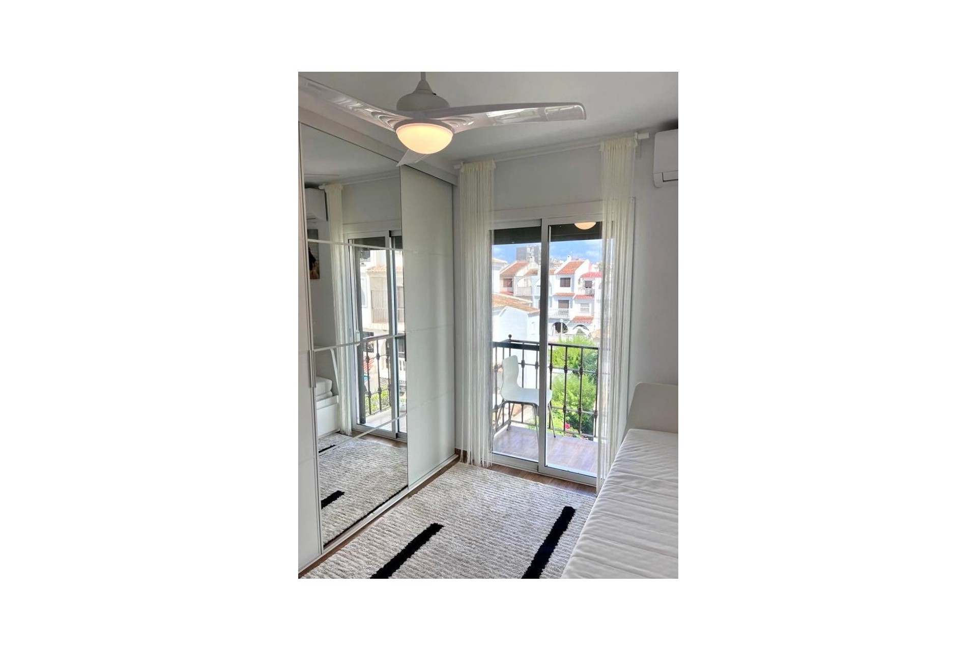 Reventa - Duplex -
Torrevieja - Calas Blanca
