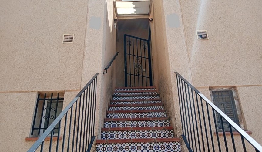 Reventa - Duplex -
Torrevieja - Carrefour
