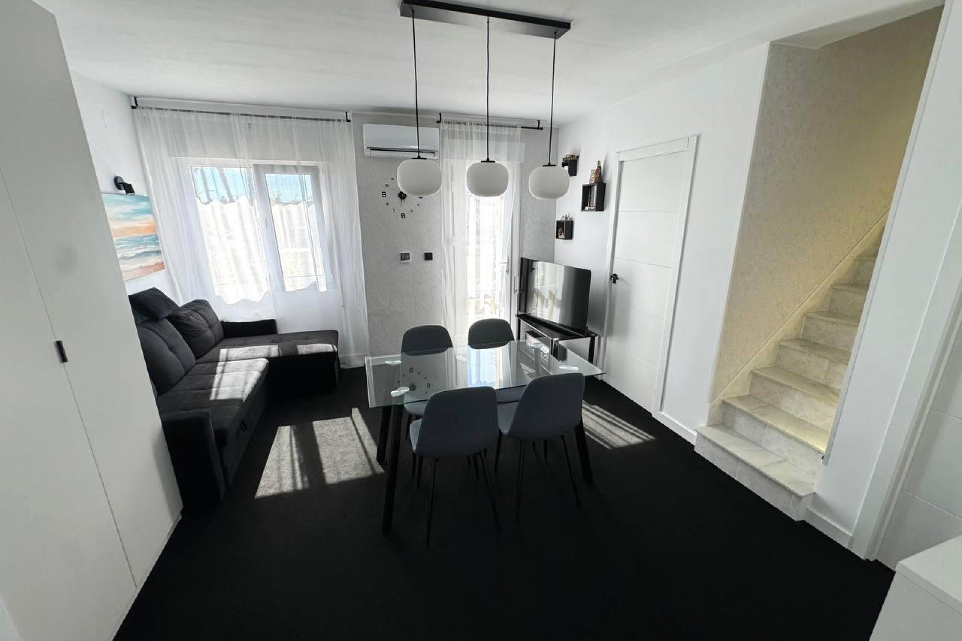 Reventa - Duplex -
Torrevieja - Carrefour