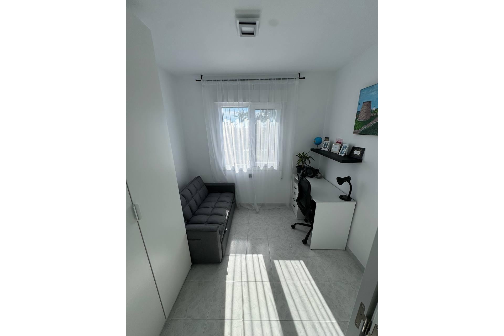 Reventa - Duplex -
Torrevieja - Carrefour