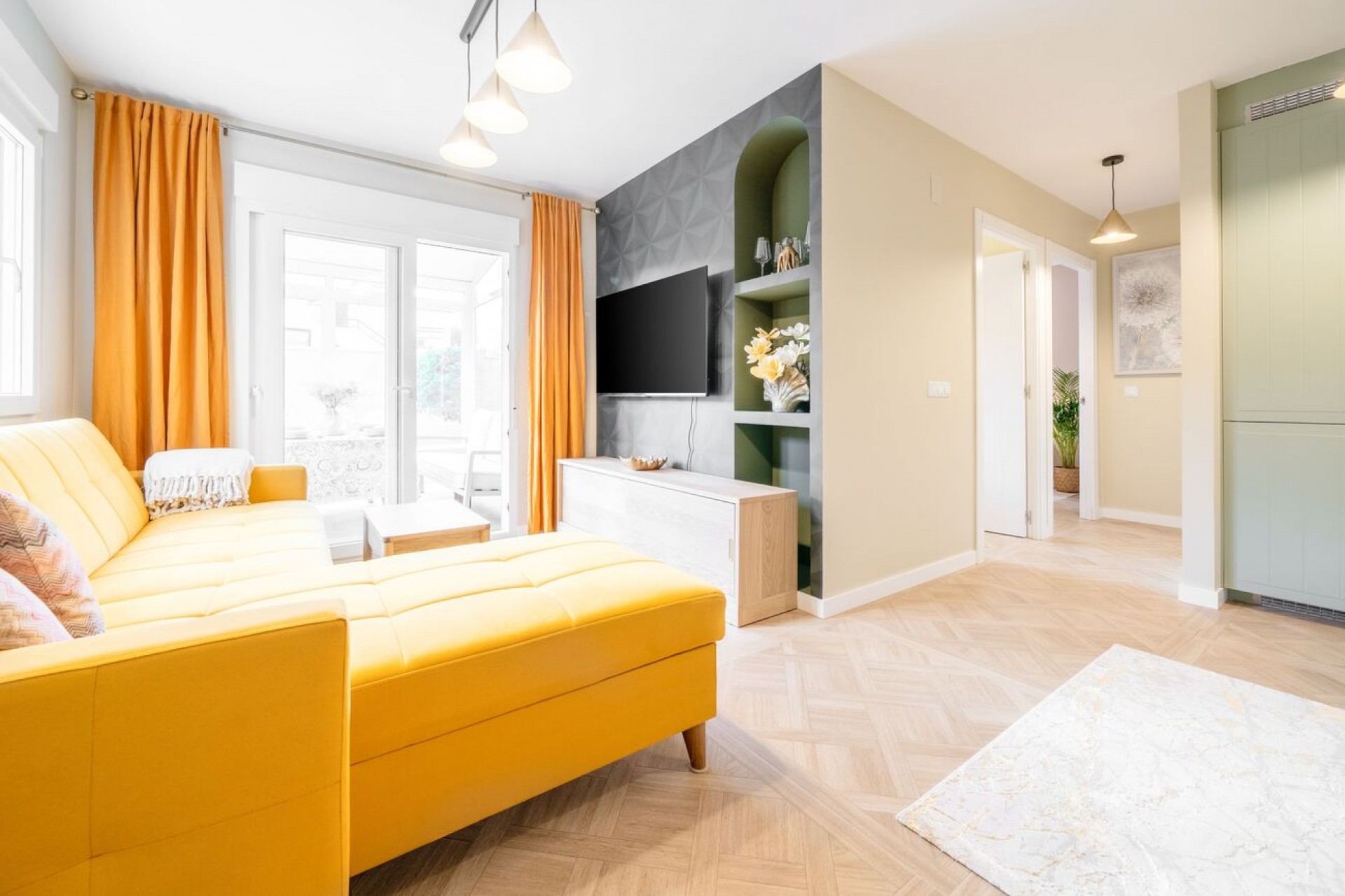 Reventa - Duplex -
Torrevieja - Costa Blanca