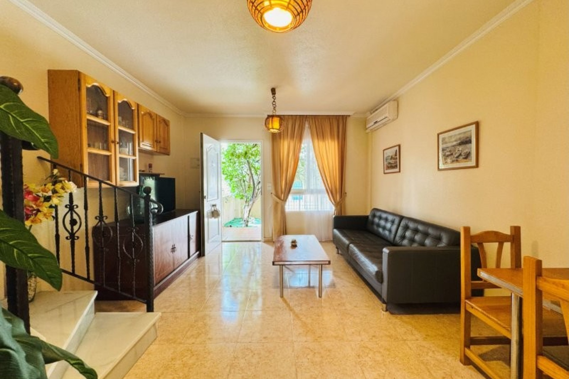 Reventa - Duplex -
Torrevieja - Costa Blanca